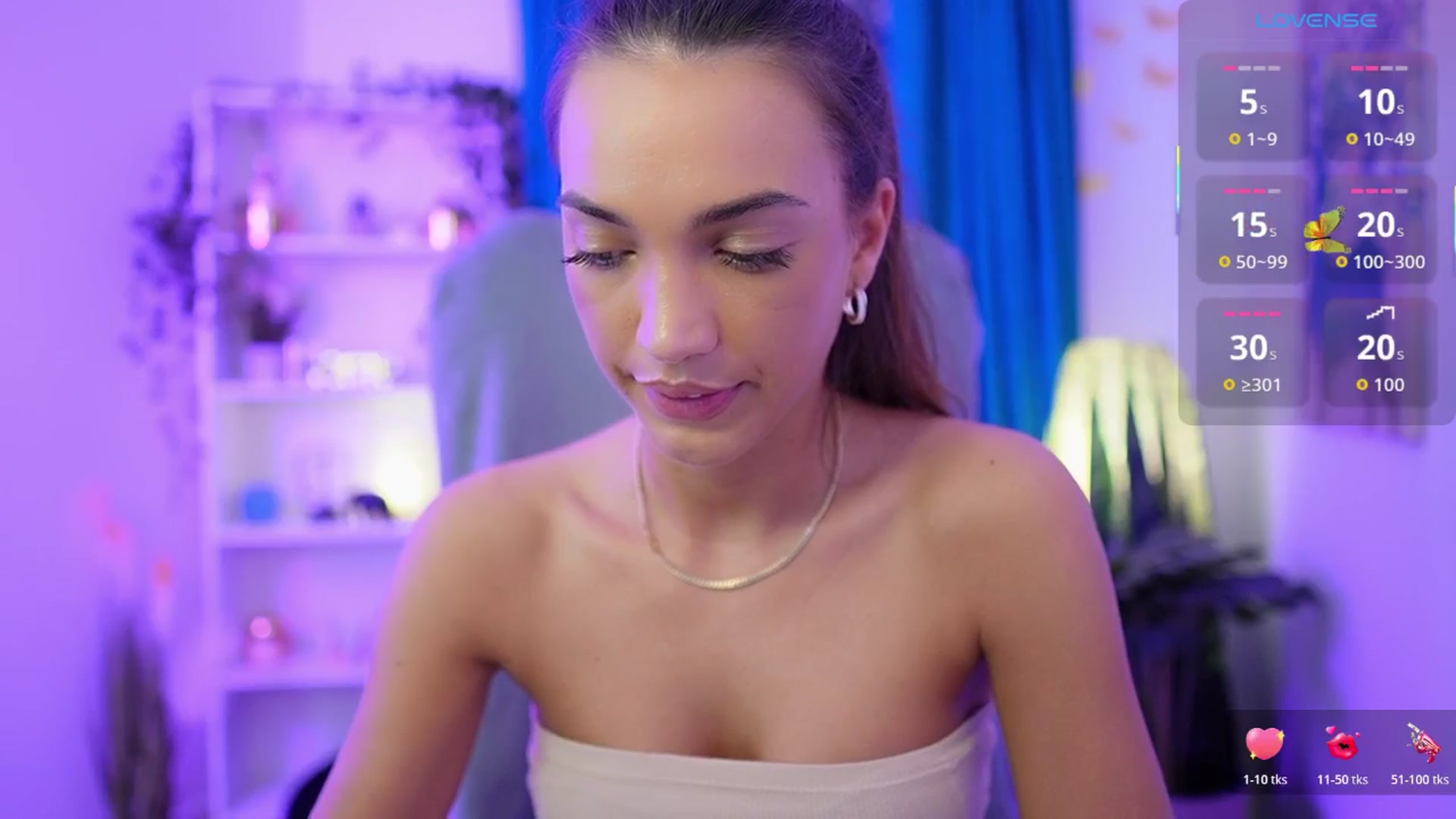 Gallery image thumbnail from Alexis_Love's myfreecams stream on, 11/14/2025, 20:42 image 12 of 20
