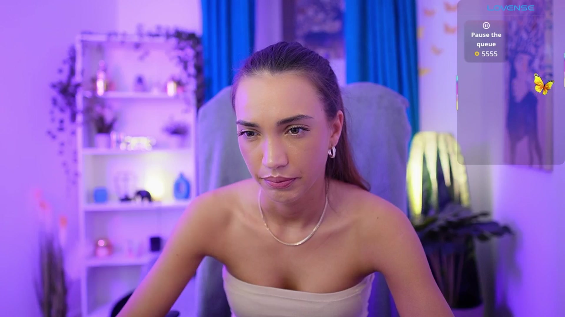 Gallery image thumbnail from Alexis_Love's myfreecams stream on, 11/14/2025, 20:42 image 3 of 20
