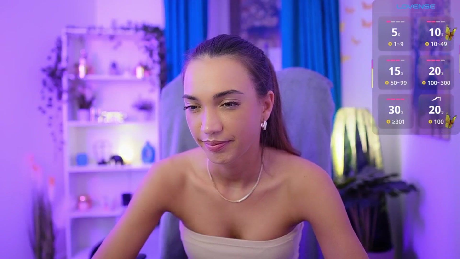 Gallery image thumbnail from Alexis_Love's myfreecams stream on, 11/14/2025, 20:42 image 2 of 20