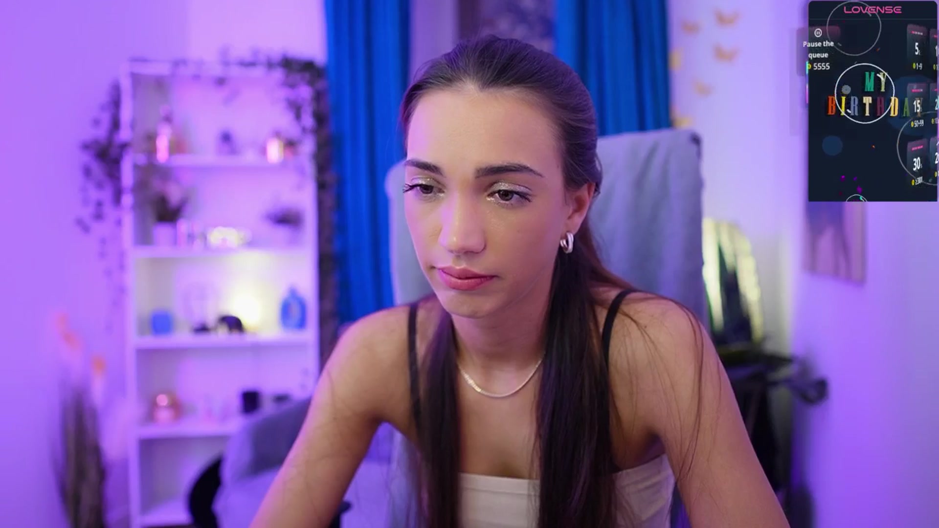 Gallery image thumbnail from Alexis_Love's myfreecams stream on, 11/22/2025, 18:31 image 14 of 20