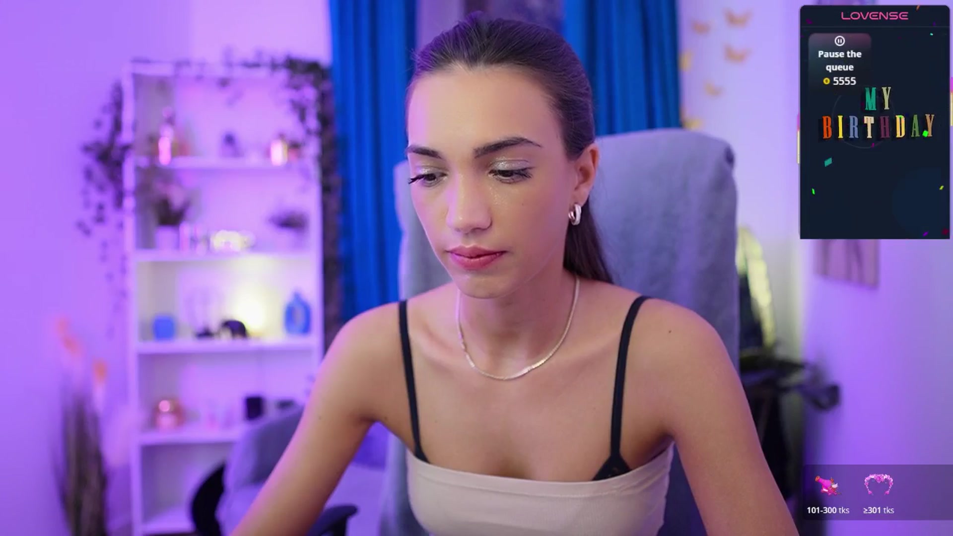 Gallery image thumbnail from Alexis_Love's myfreecams stream on, 11/22/2025, 19:48 image 14 of 20