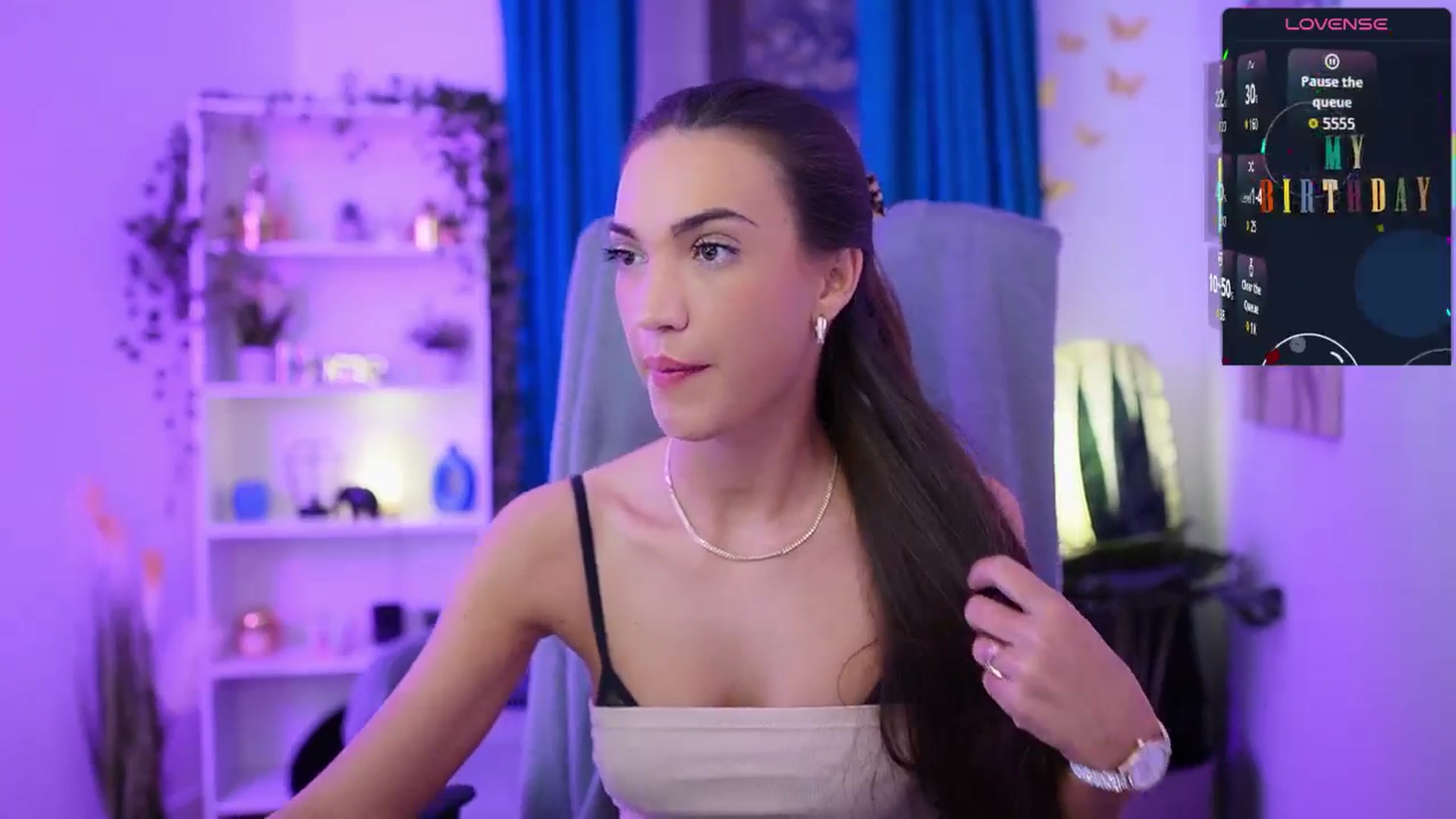 Gallery image thumbnail from Alexis_Love's myfreecams stream on, 11/22/2025, 21:14 image 20 of 20