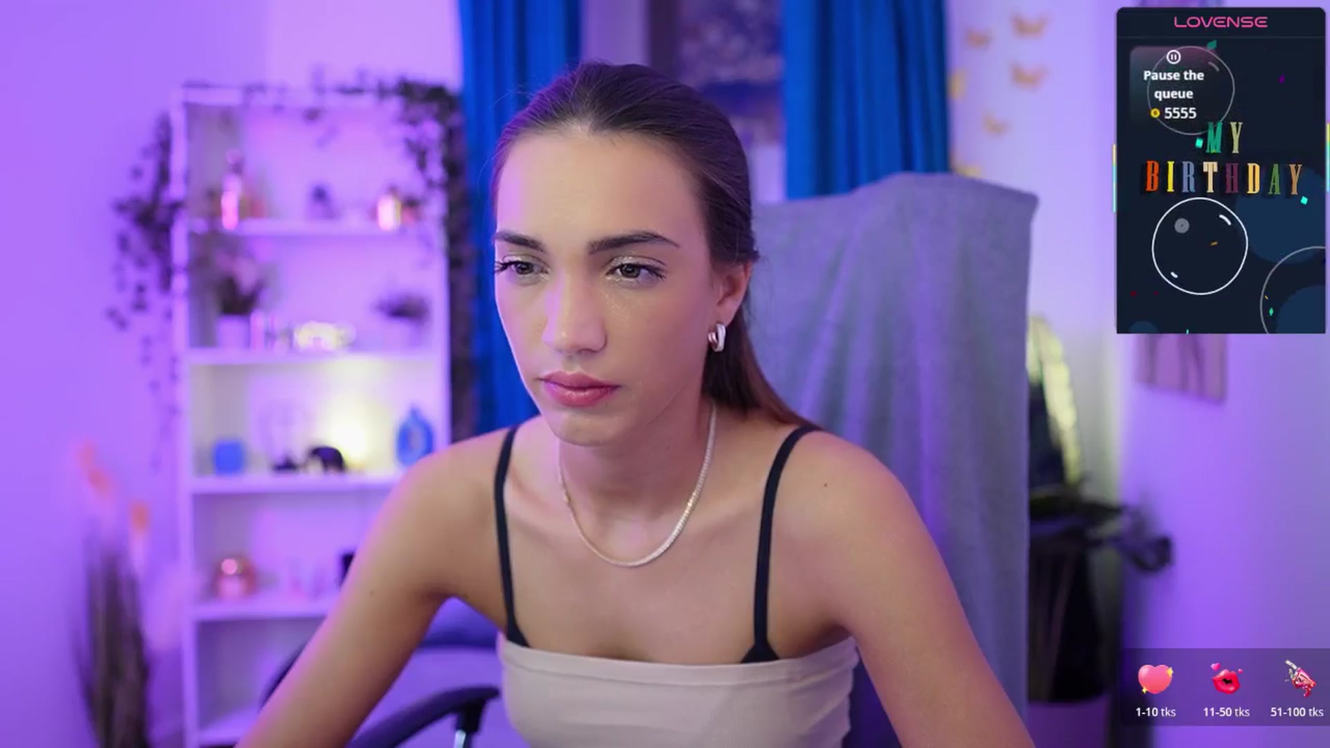Gallery image thumbnail from Alexis_Love's myfreecams stream on, 11/22/2025, 21:14 image 2 of 20