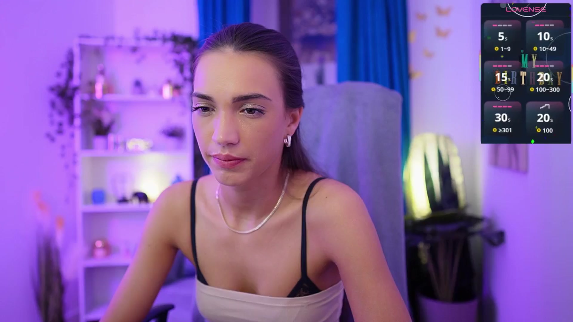 Gallery image thumbnail from Alexis_Love's myfreecams stream on, 11/22/2025, 23:36 image 16 of 20