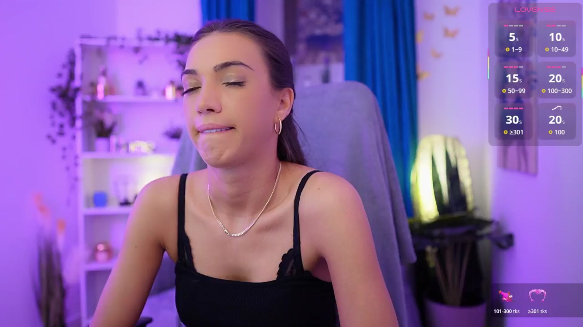 Gallery image thumbnail from Alexis_Love's myfreecams stream on, 11/23/2025, 17:40 image 16 of 20