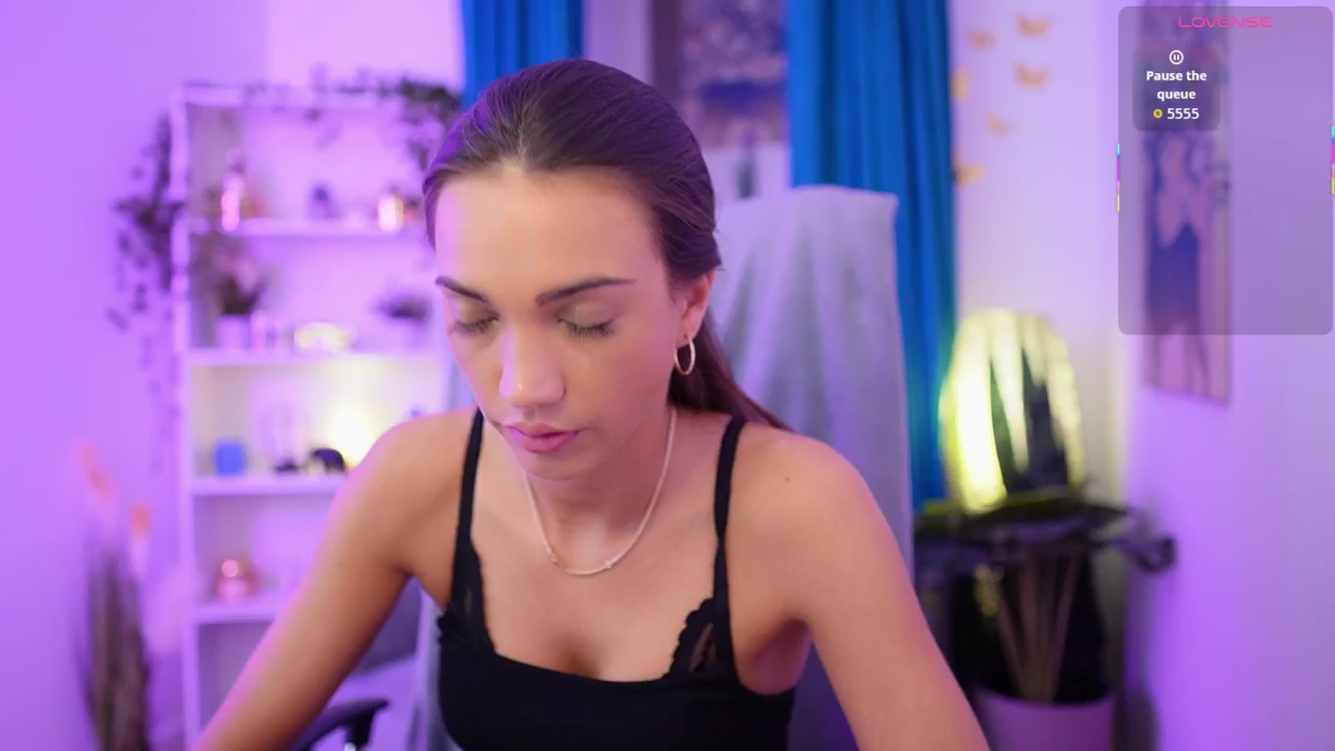 Gallery image thumbnail from Alexis_Love's myfreecams stream on, 11/23/2025, 18:42 image 13 of 20