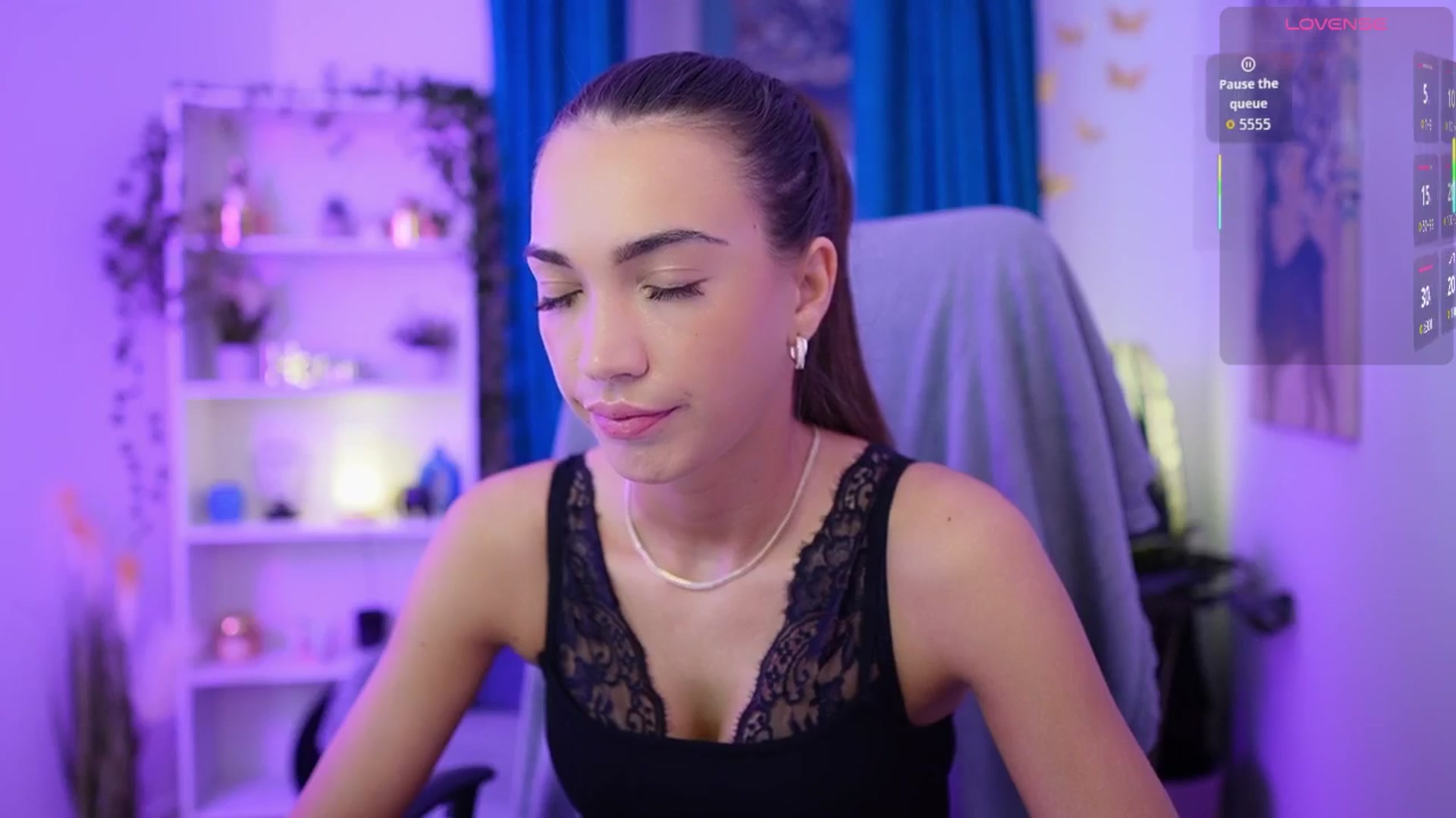 Gallery image thumbnail from Alexis_Love's myfreecams stream on, 11/29/2025, 15:34 image 5 of 20