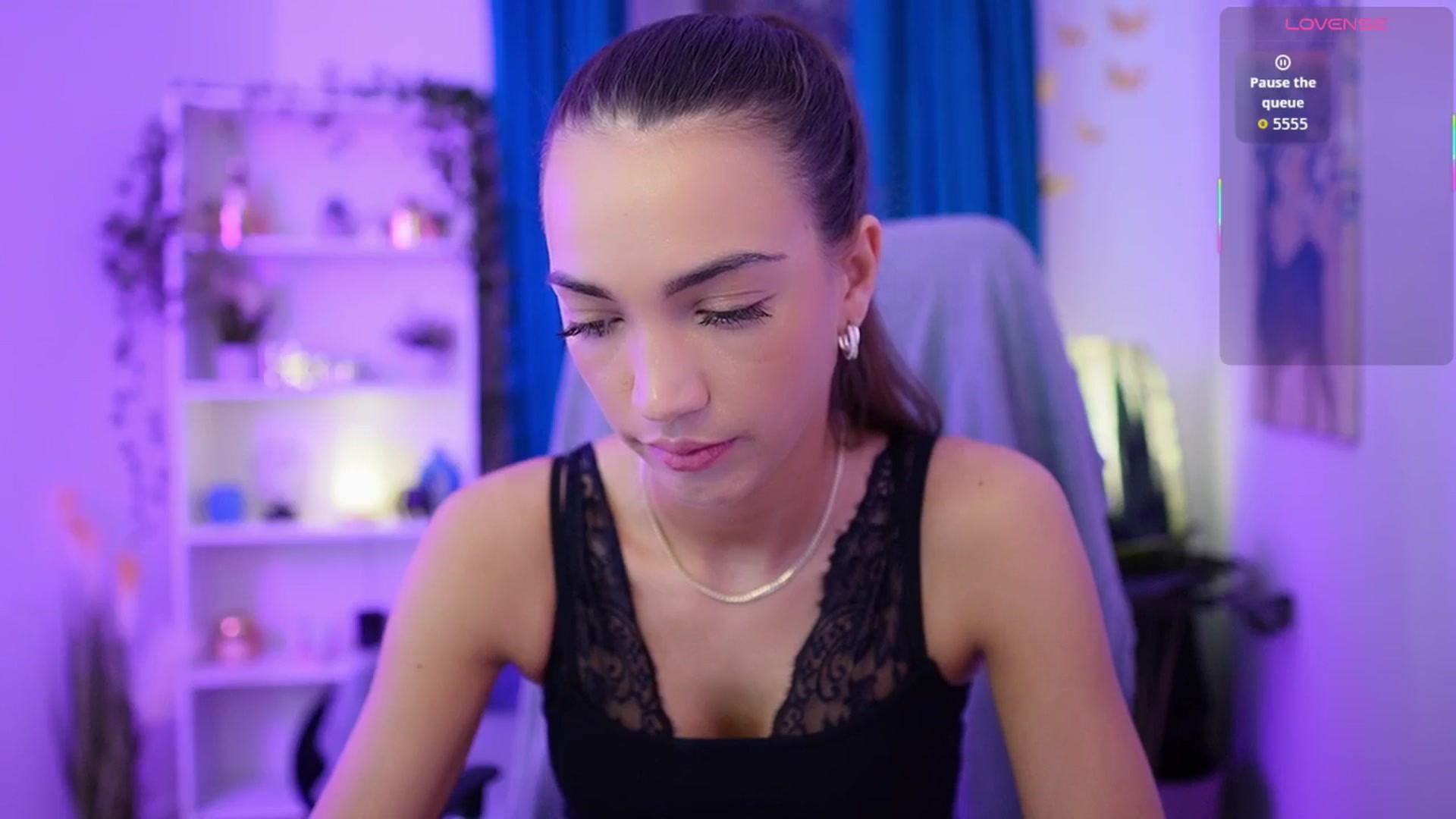 Gallery image thumbnail from Alexis_Love's myfreecams stream on, 11/29/2025, 15:34 image 19 of 20