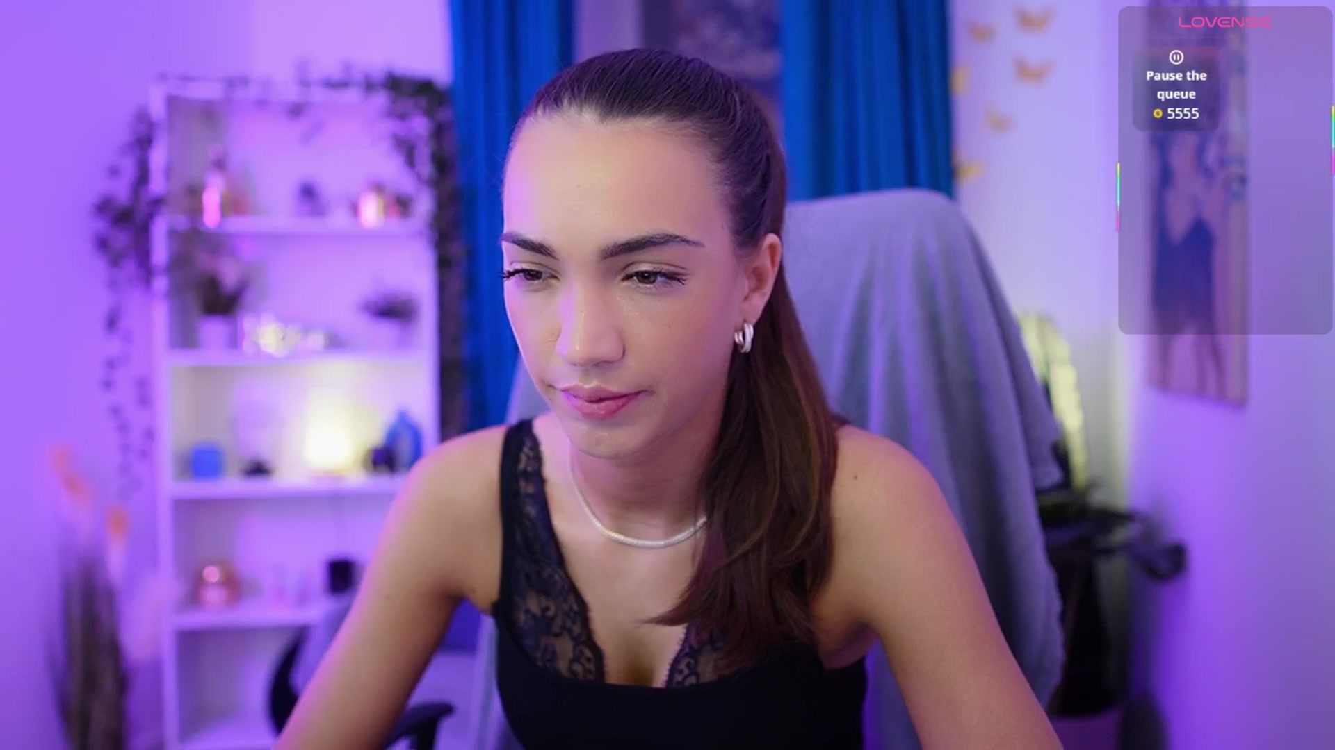 Gallery image thumbnail from Alexis_Love's myfreecams stream on, 11/29/2025, 15:34 image 11 of 20