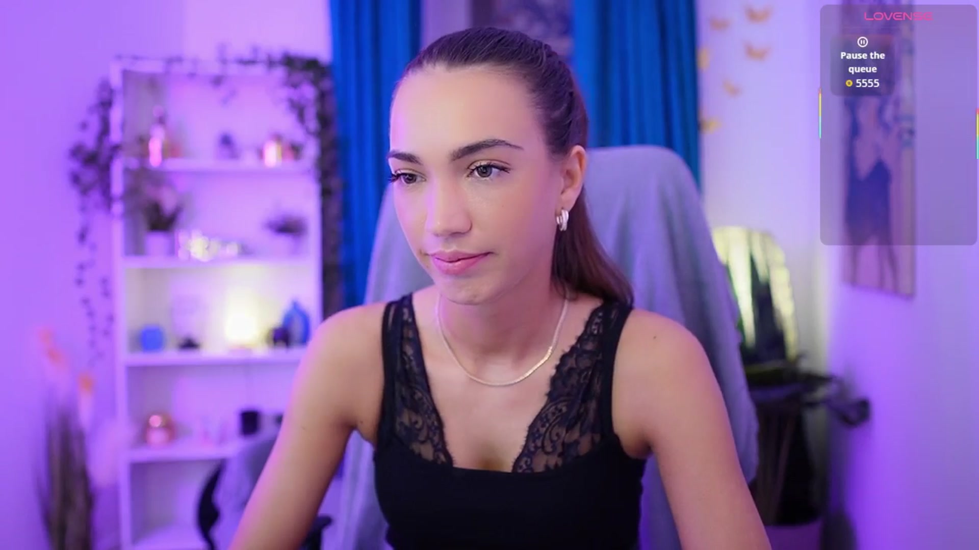 Gallery image thumbnail from Alexis_Love's myfreecams stream on, 11/29/2025, 15:34 image 18 of 20