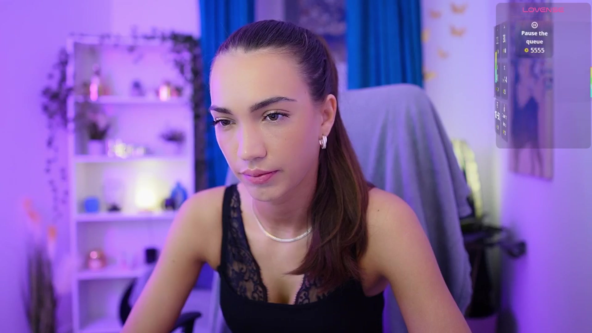 Gallery image thumbnail from Alexis_Love's myfreecams stream on, 11/29/2025, 15:34 image 10 of 20
