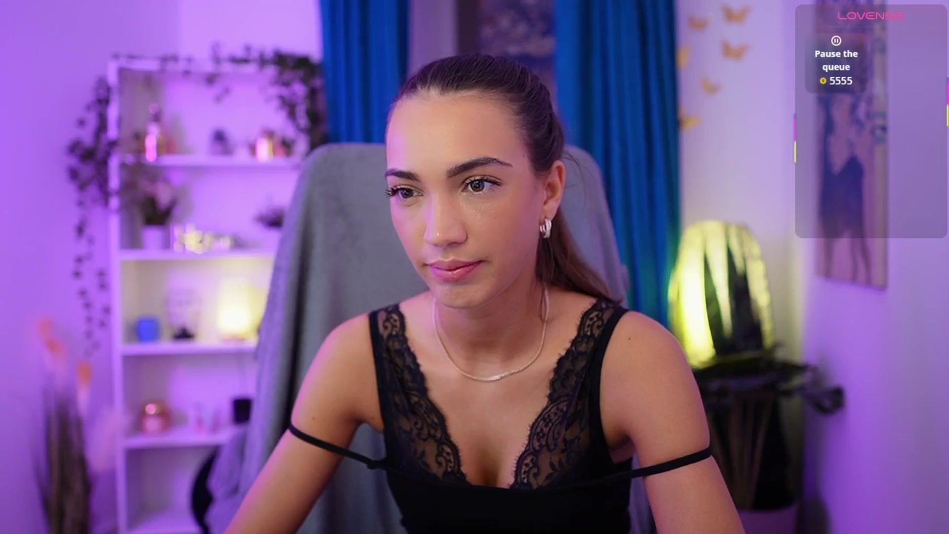 Gallery image thumbnail from Alexis_Love's myfreecams stream on, 11/29/2025, 16:33 image 18 of 20
