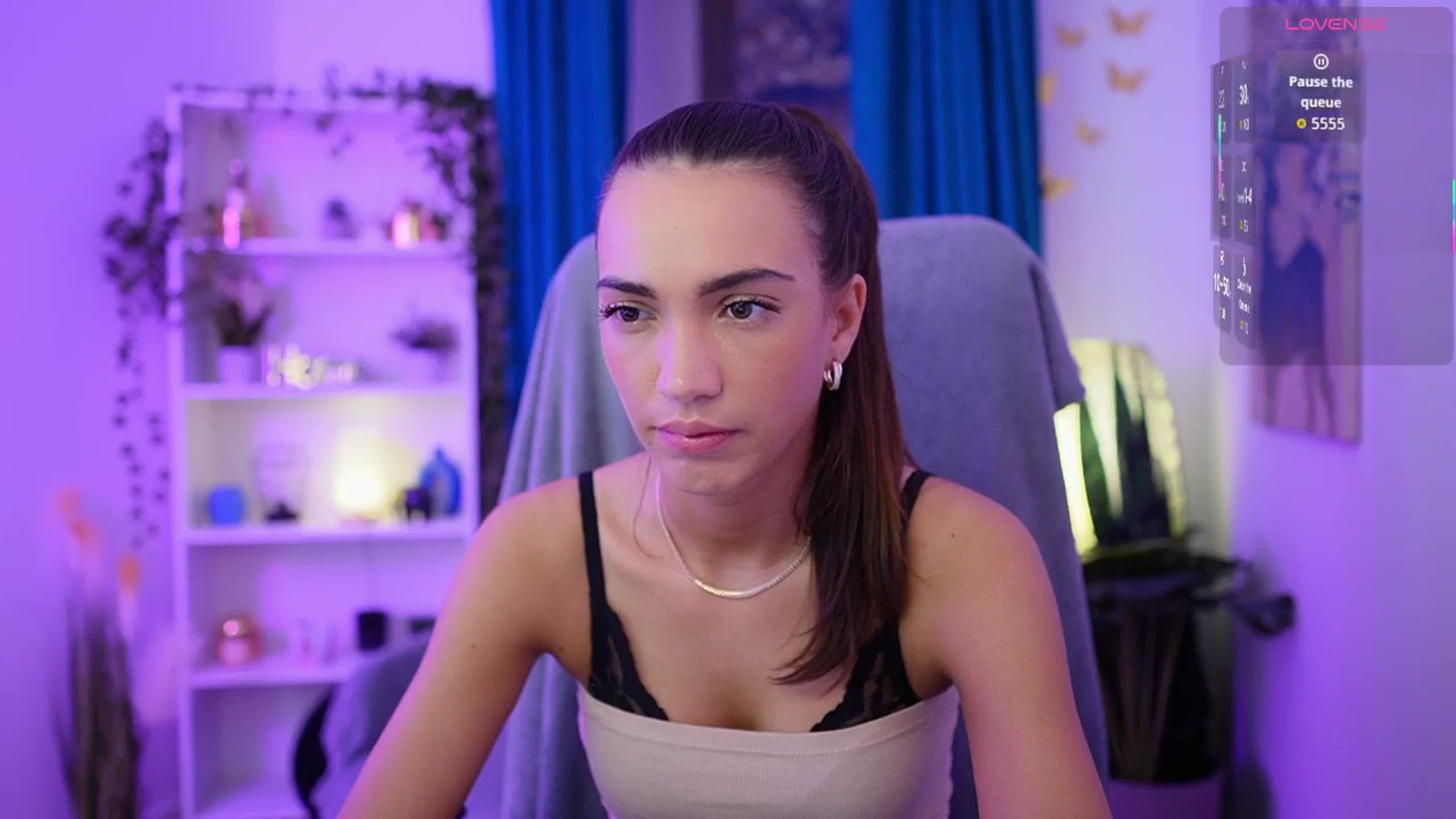 Gallery image thumbnail from Alexis_Love's myfreecams stream on, 11/30/2025, 03:12 image 6 of 20
