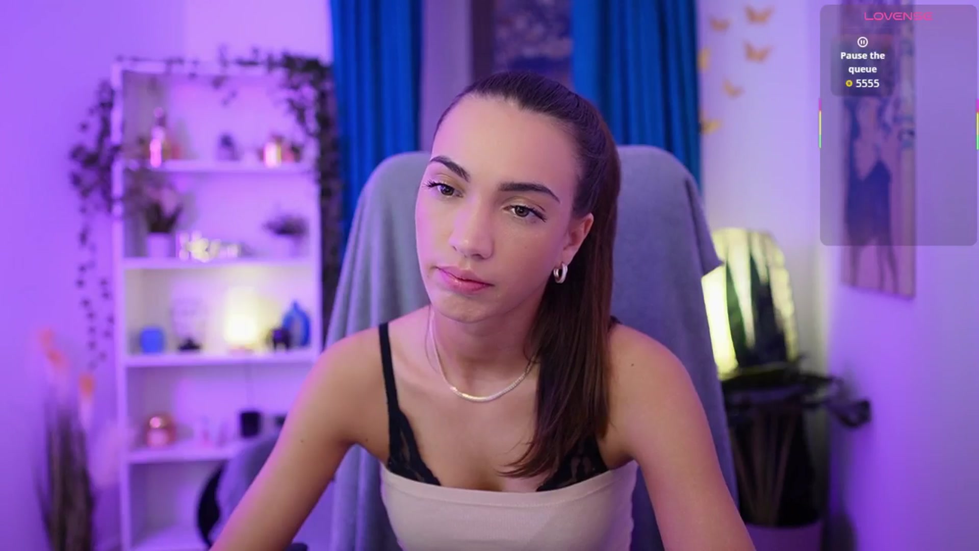 Gallery image thumbnail from Alexis_Love's myfreecams stream on, 11/30/2025, 03:12 image 4 of 20