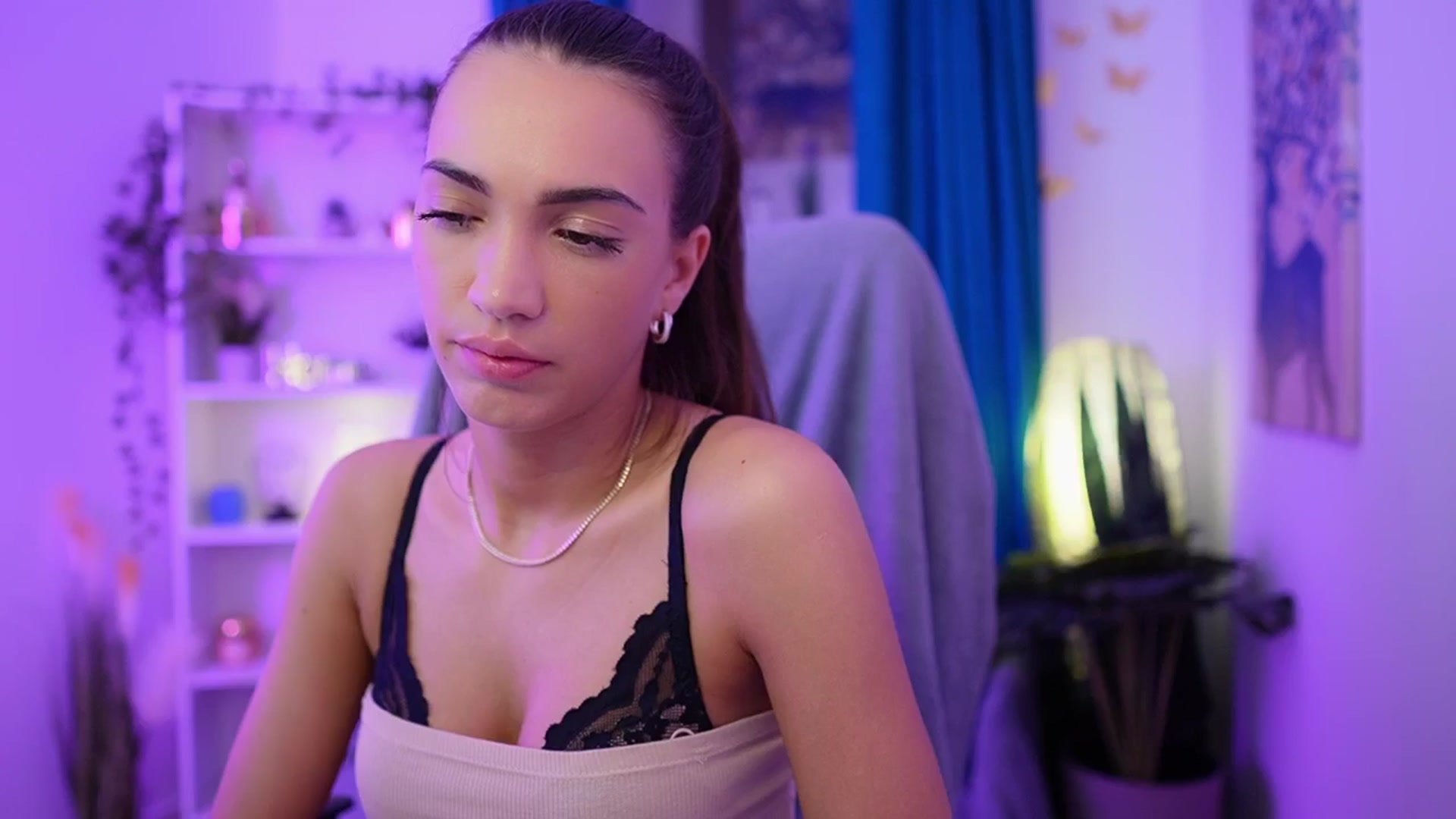 Gallery image thumbnail from Alexis_Love's myfreecams stream on, 11/30/2025, 02:56 image 6 of 20