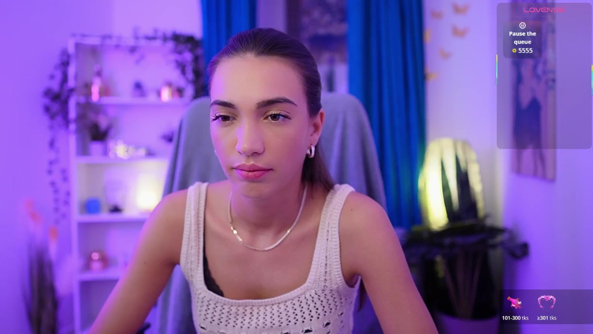 Gallery image thumbnail from Alexis_Love's myfreecams stream on, 11/30/2025, 19:58 image 10 of 20