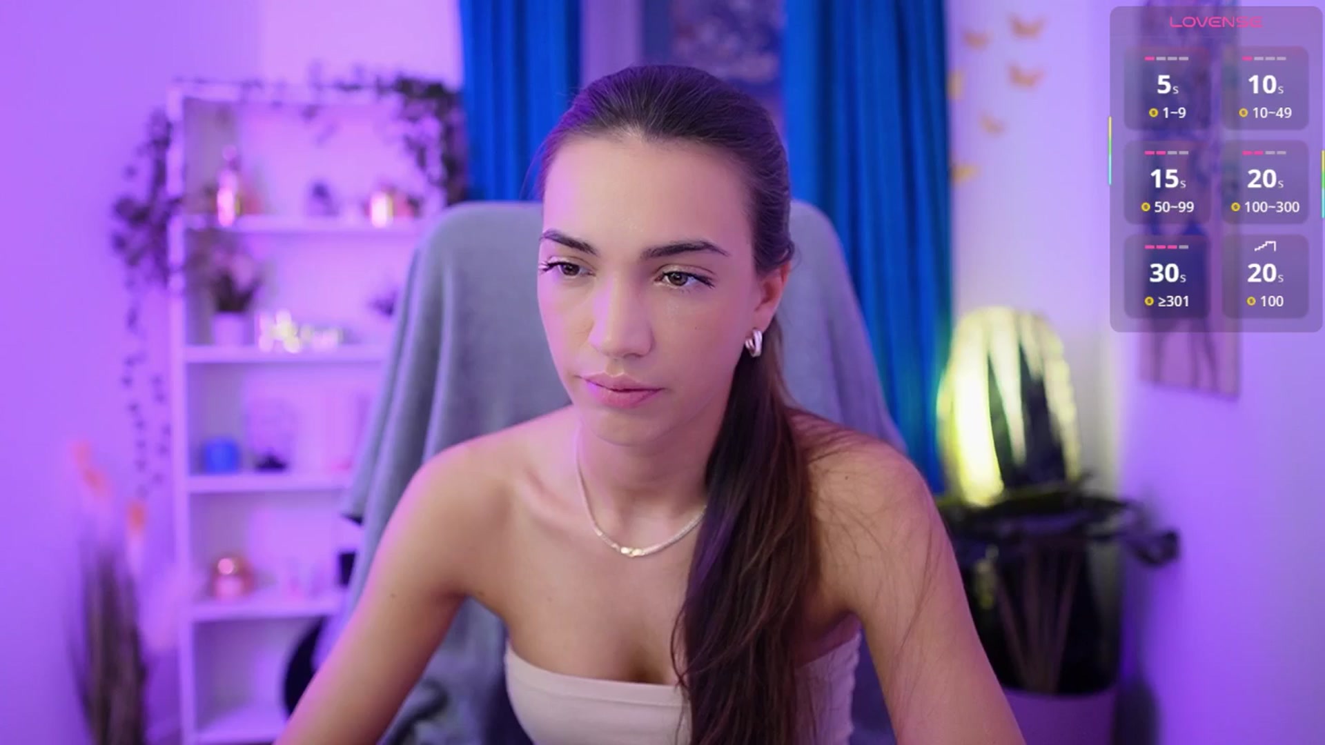 Gallery image thumbnail from Alexis_Love's myfreecams stream on, 12/02/2025, 15:24 image 11 of 20