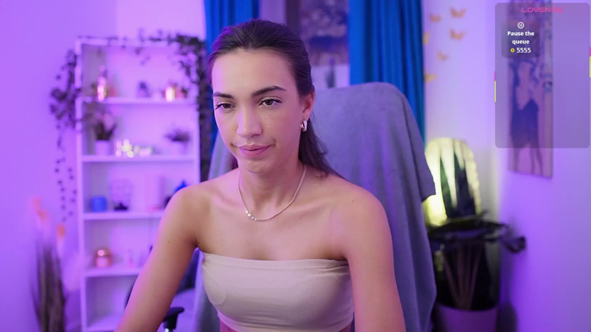 Gallery image thumbnail from Alexis_Love's myfreecams stream on, 12/02/2025, 18:37 image 20 of 20