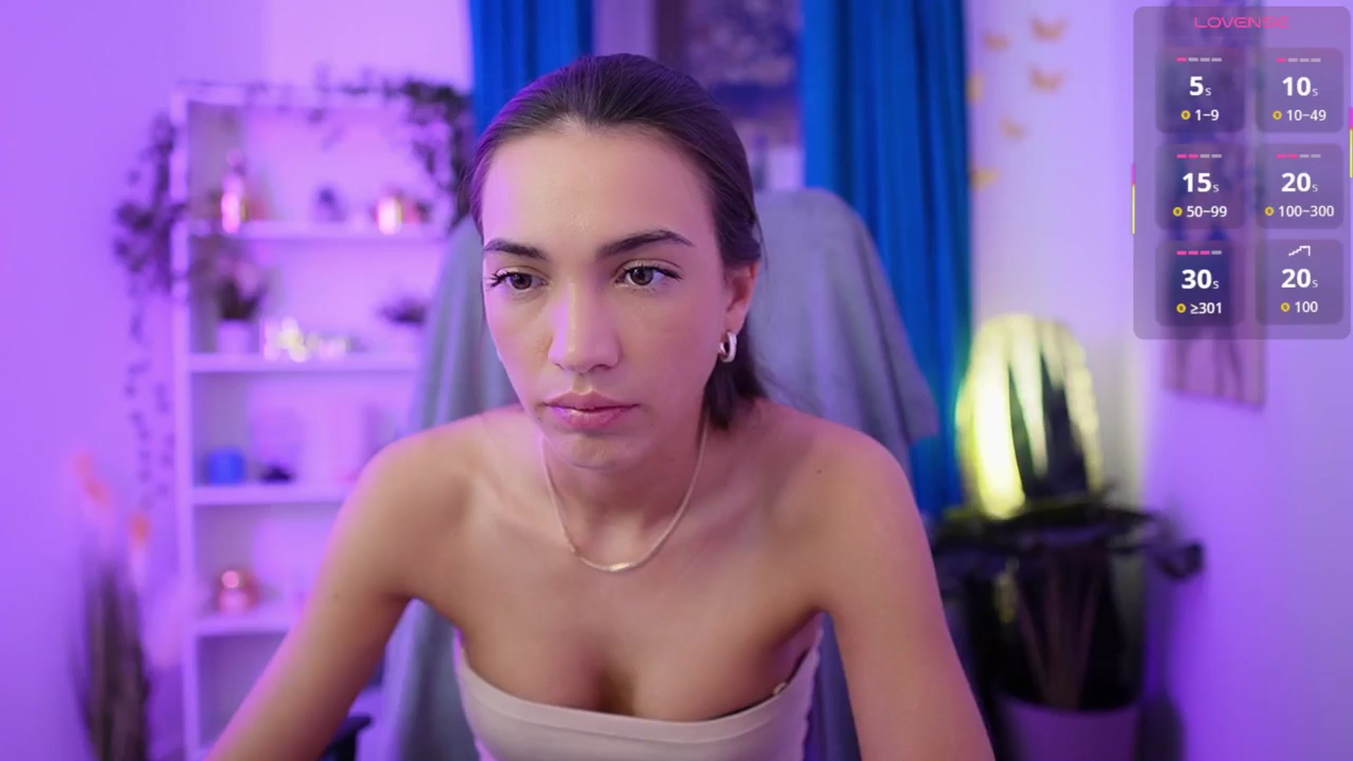 Gallery image thumbnail from Alexis_Love's myfreecams stream on, 12/02/2025, 18:37 image 14 of 20