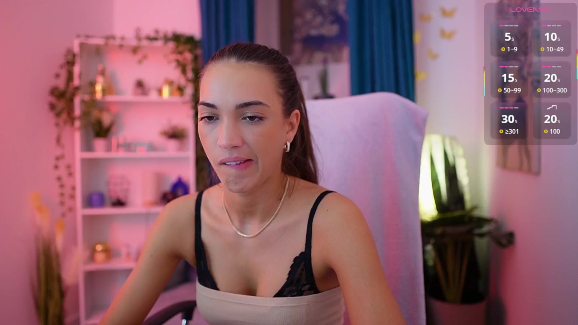 Gallery image thumbnail from Alexis_Love's myfreecams stream on, 12/04/2025, 21:37 image 12 of 20