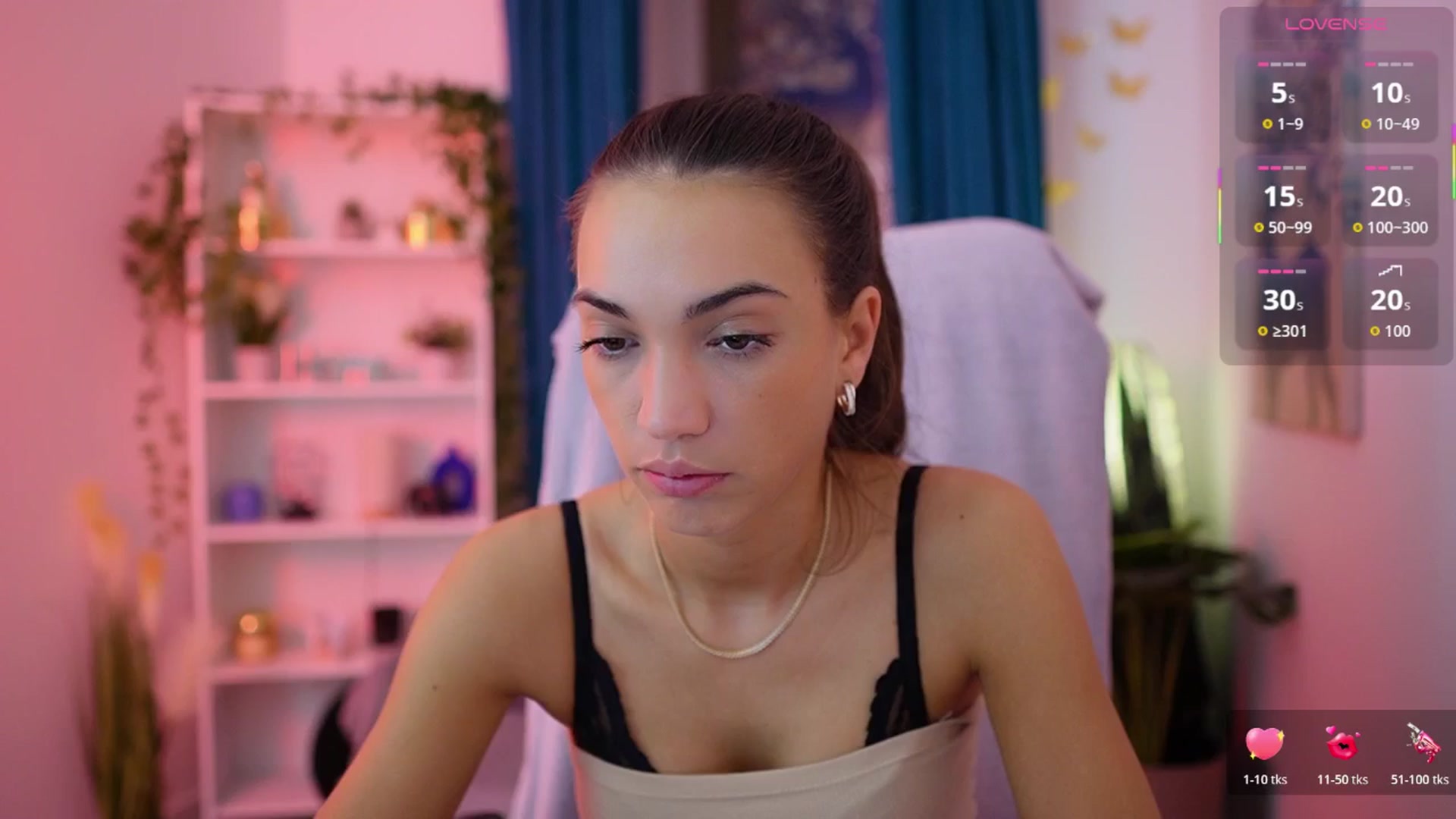 Gallery image thumbnail from Alexis_Love's myfreecams stream on, 12/04/2025, 22:57 image 20 of 20