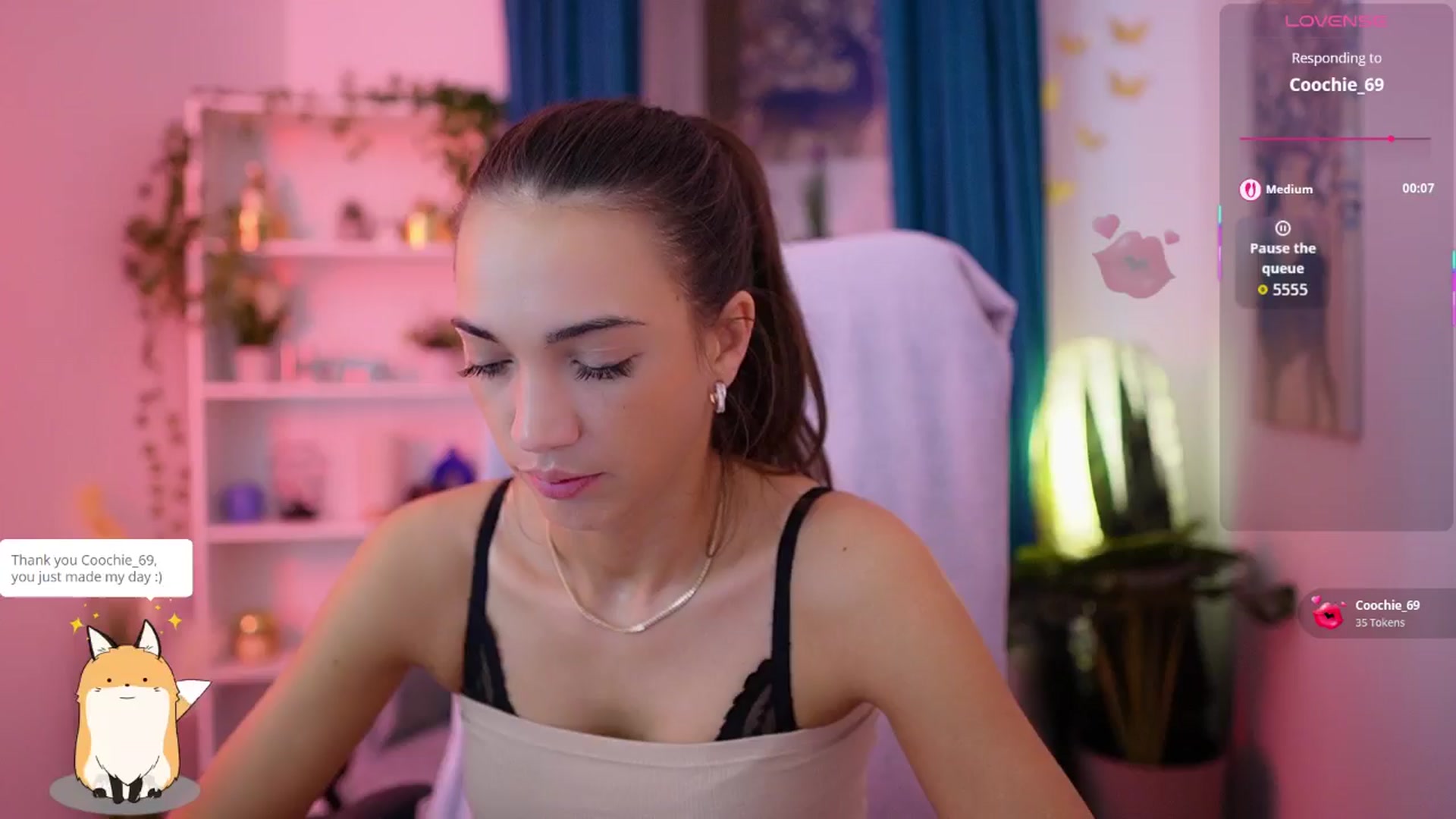 Gallery image thumbnail from Alexis_Love's myfreecams stream on, 12/04/2025, 22:57 image 12 of 20