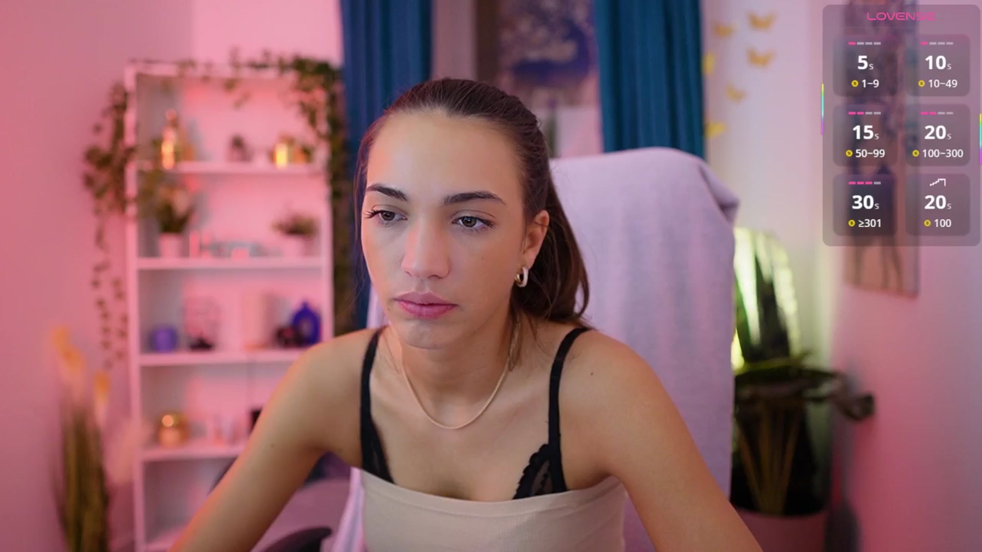 Gallery image thumbnail from Alexis_Love's myfreecams stream on, 12/04/2025, 22:57 image 14 of 20