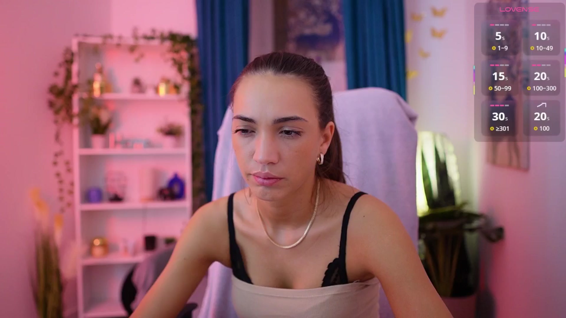 Gallery image thumbnail from Alexis_Love's myfreecams stream on, 12/04/2025, 23:22 image 3 of 20