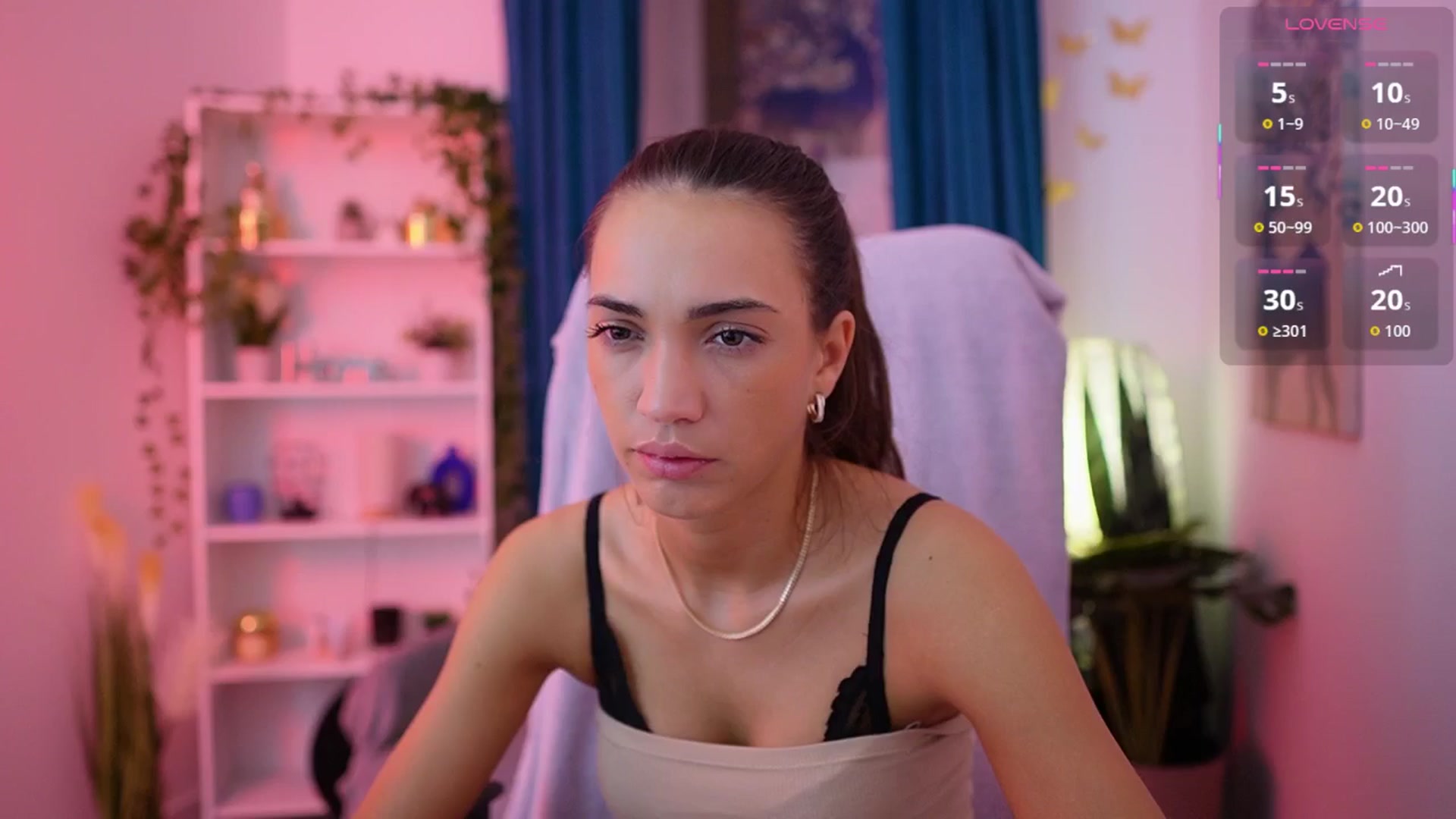 Gallery image thumbnail from Alexis_Love's myfreecams stream on, 12/04/2025, 23:22 image 7 of 20