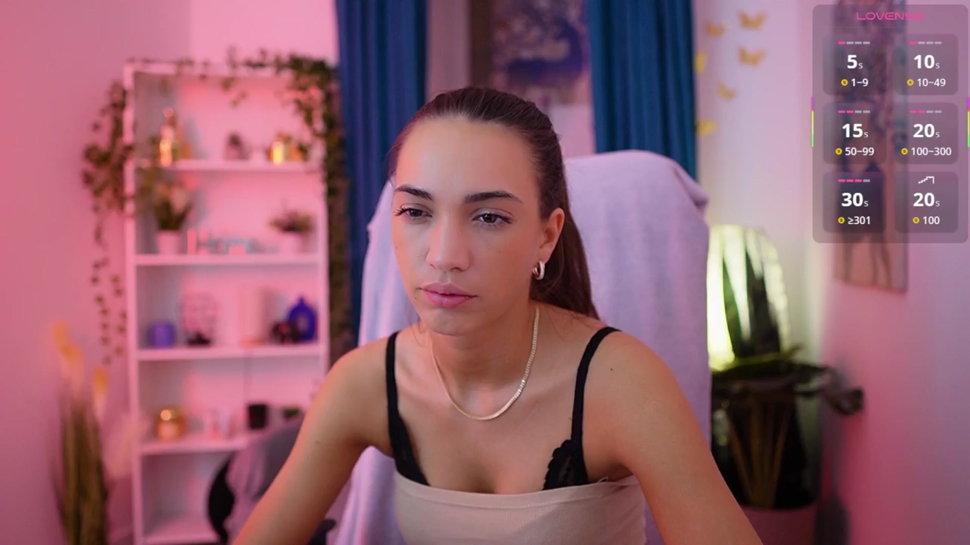 Gallery image thumbnail from Alexis_Love's myfreecams stream on, 12/04/2025, 23:22 image 12 of 20