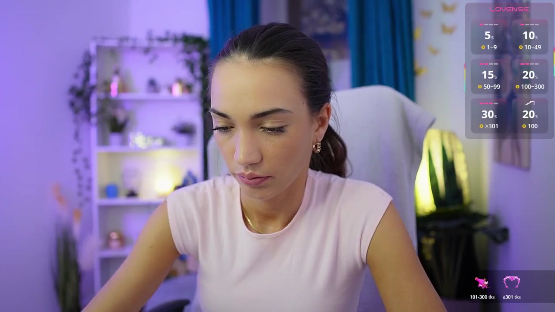 Gallery image thumbnail from Alexis_Love's myfreecams stream on, 12/10/2025, 16:47 image 18 of 20
