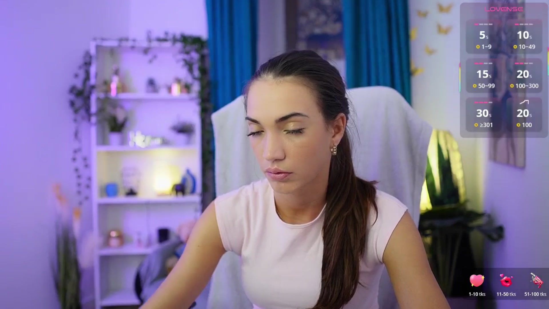 Gallery image thumbnail from Alexis_Love's myfreecams stream on, 12/10/2025, 18:28 image 15 of 20