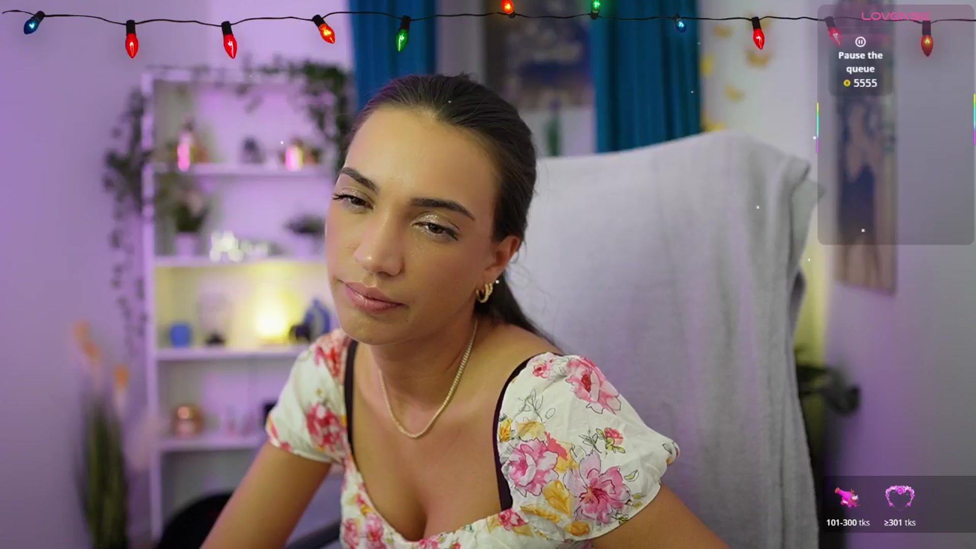 Gallery image thumbnail from Alexis_Love's myfreecams stream on, 12/17/2025, 18:51 image 6 of 20