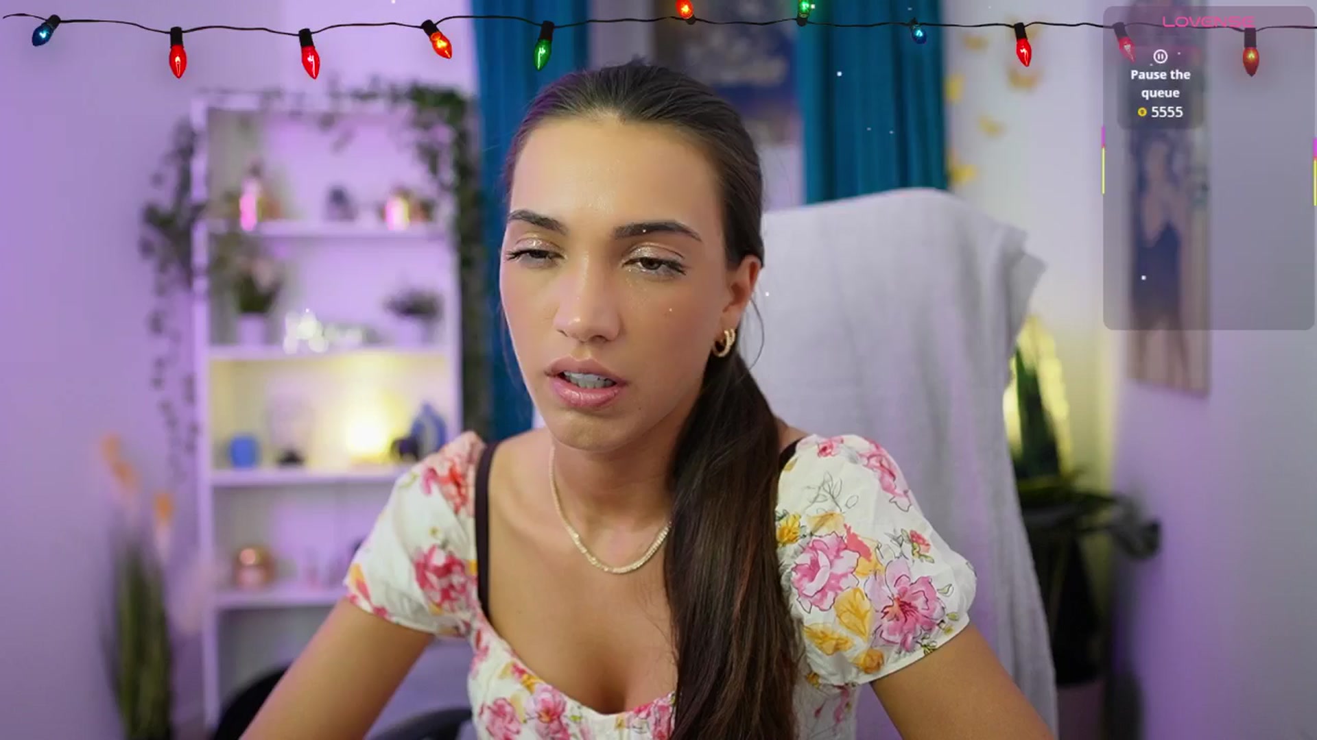 Gallery image thumbnail from Alexis_Love's myfreecams stream on, 12/17/2025, 18:51 image 10 of 20