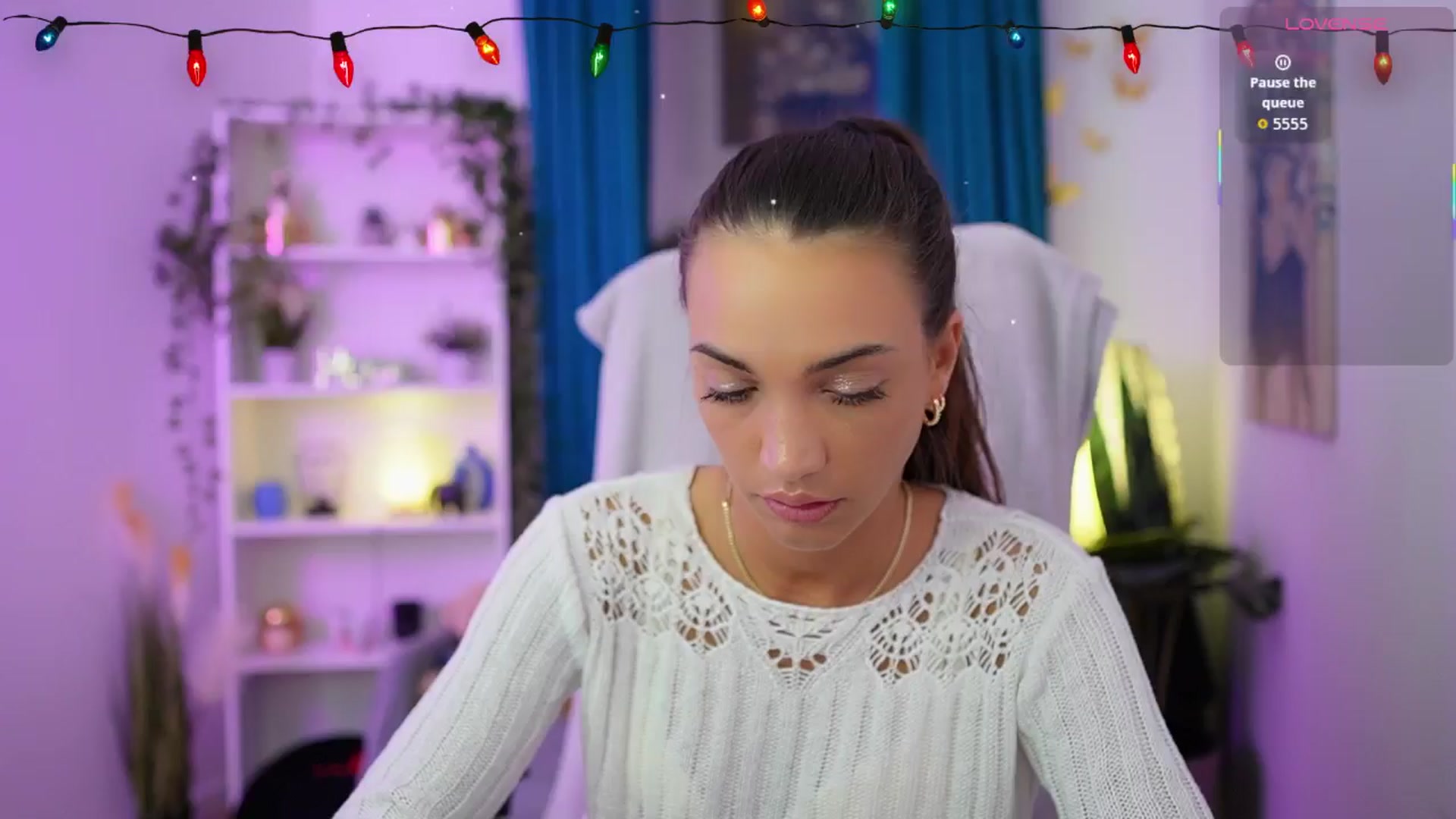 Gallery image thumbnail from Alexis_Love's myfreecams stream on, 12/18/2025, 18:43 image 17 of 20