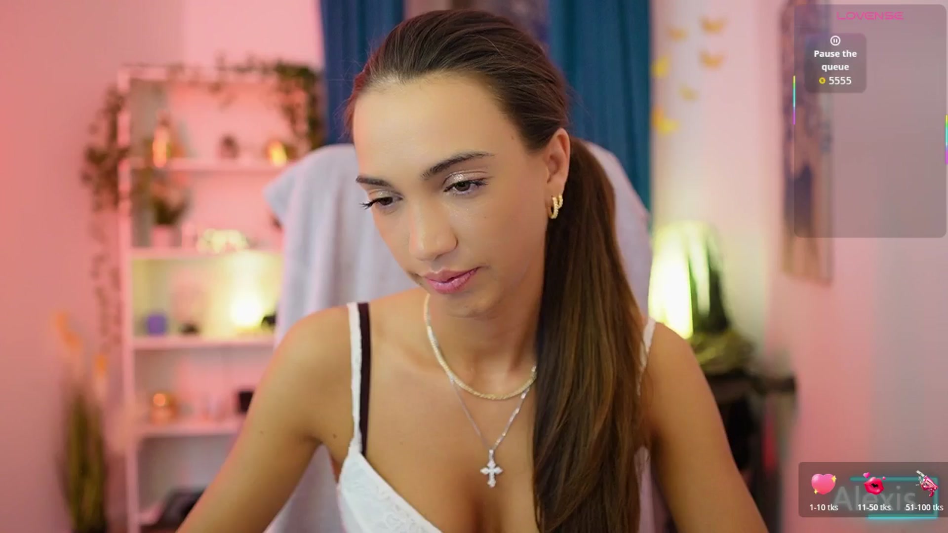 Gallery image thumbnail from Alexis_Love's myfreecams stream on, 01/14/2026, 16:15 image 17 of 20
