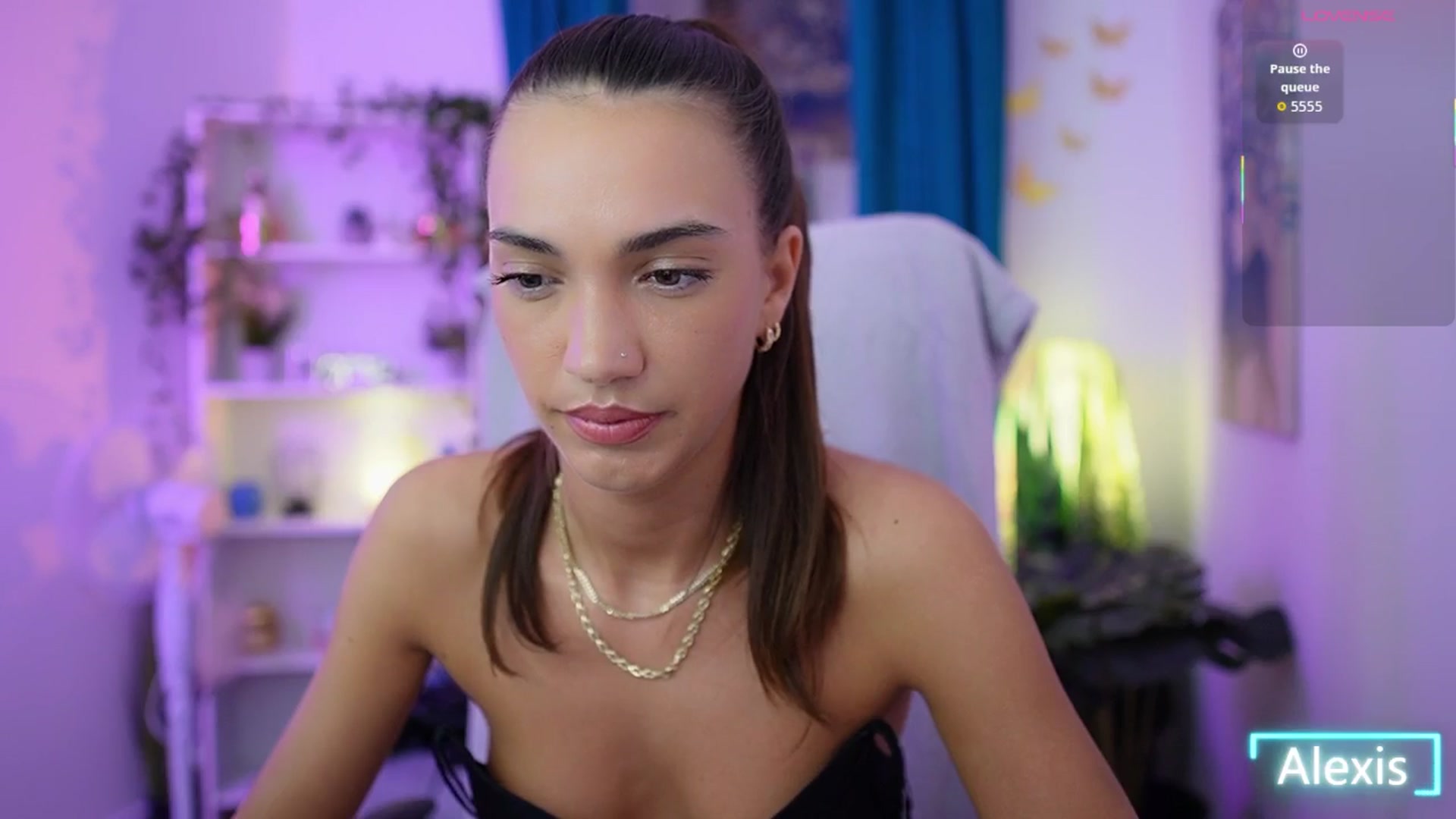 Gallery image thumbnail from Alexis_Love's myfreecams stream on, 01/28/2026, 18:52 image 17 of 20