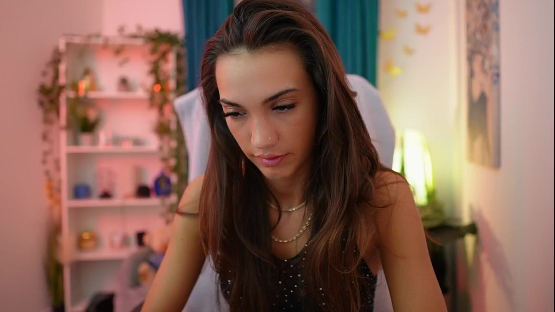 Gallery image thumbnail from Alexis_Love's myfreecams stream on, 02/24/2026, 22:03 image 18 of 20