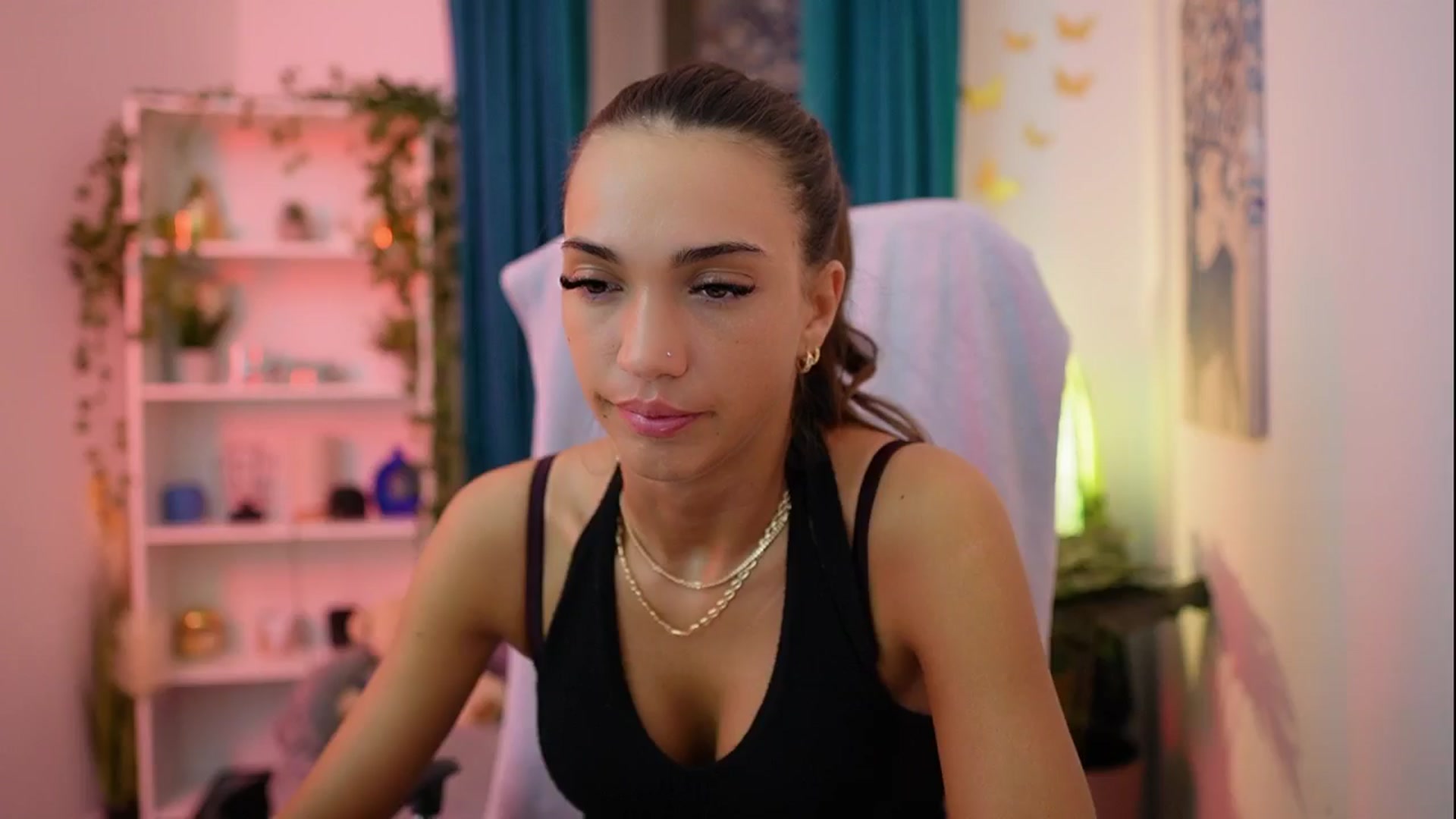Gallery image thumbnail from Alexis_Love's myfreecams stream on, 02/25/2026, 21:14 image 14 of 20