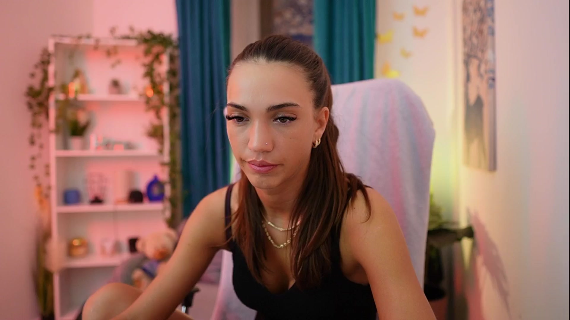 Gallery image thumbnail from Alexis_Love's myfreecams stream on, 02/25/2026, 21:14 image 16 of 20