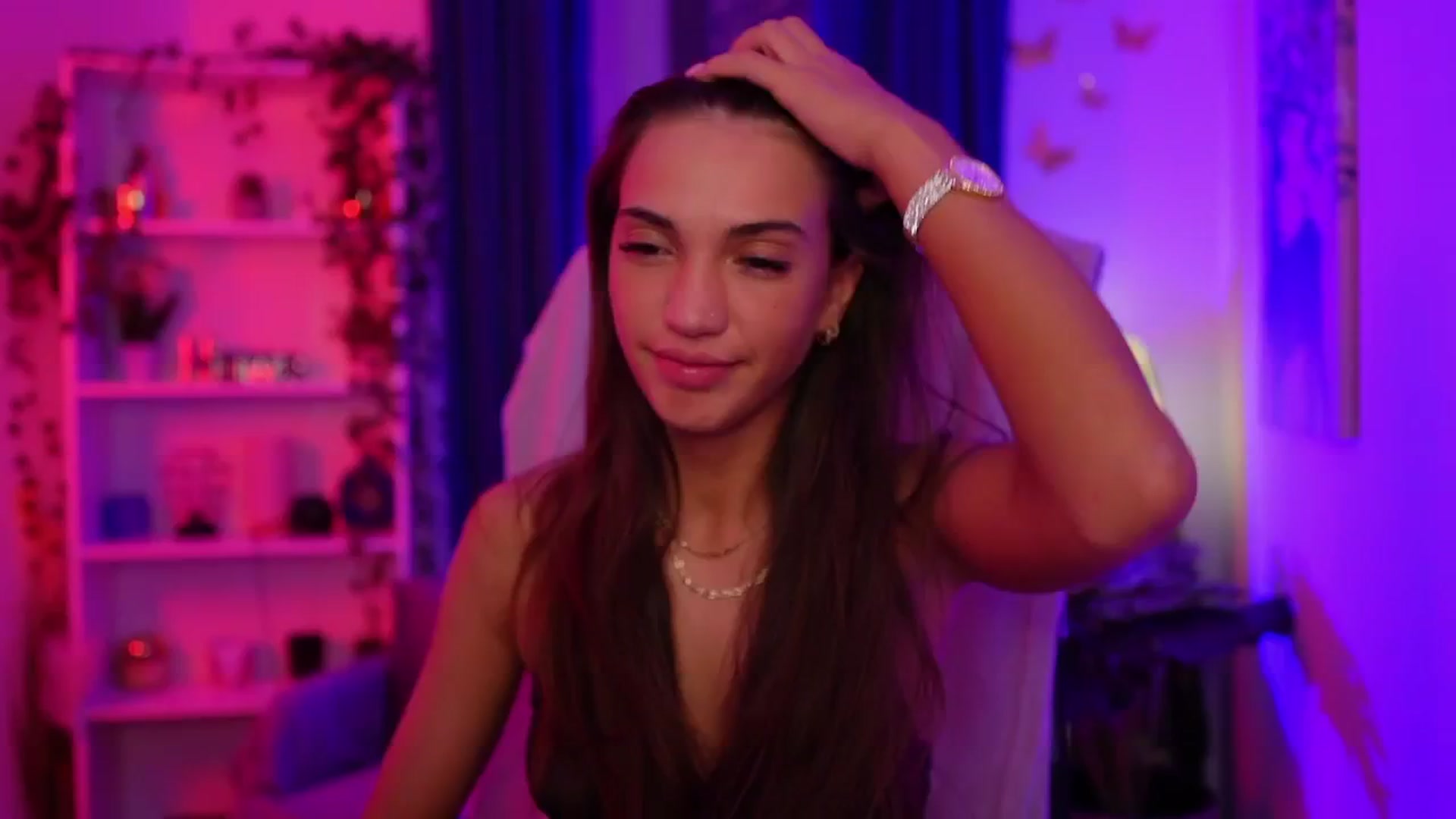 Gallery image thumbnail from Alexis_Love's myfreecams stream on, 03/11/2026, 20:51 image 16 of 20