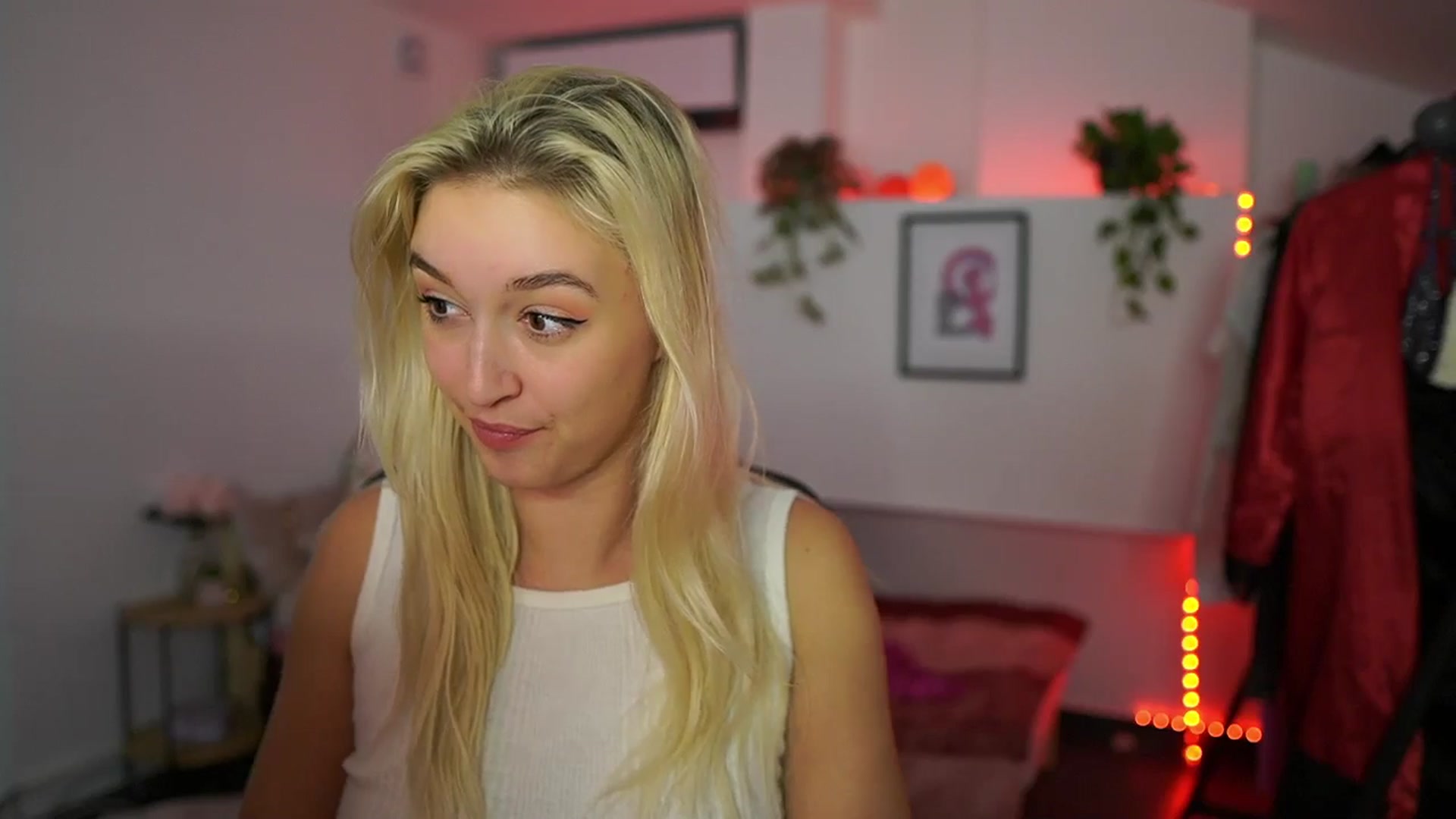 Gallery image thumbnail from Alexis__Texas's myfreecams stream on, 11/03/2024, 23:21 image 8 of 20