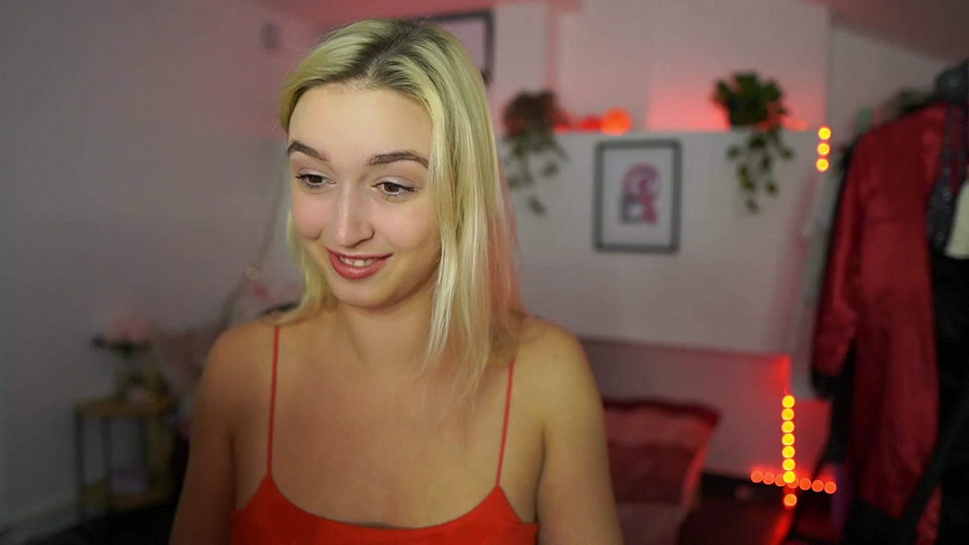 Gallery image thumbnail from Alexis__Texas's myfreecams stream on, 11/05/2024, 20:32 image 14 of 20