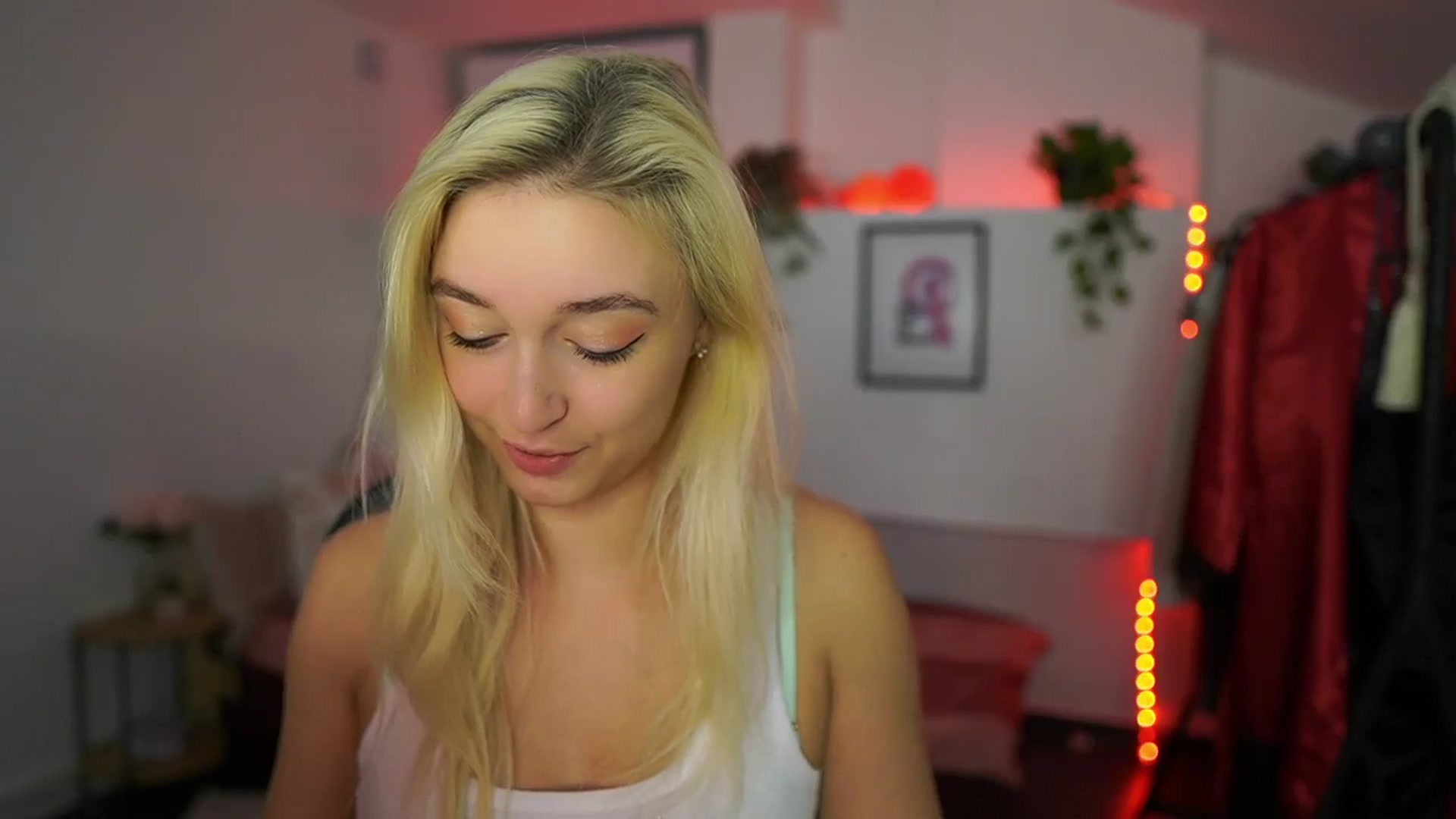 Gallery image thumbnail from Alexis__Texas's myfreecams stream on, 11/09/2024, 14:24 image 9 of 20