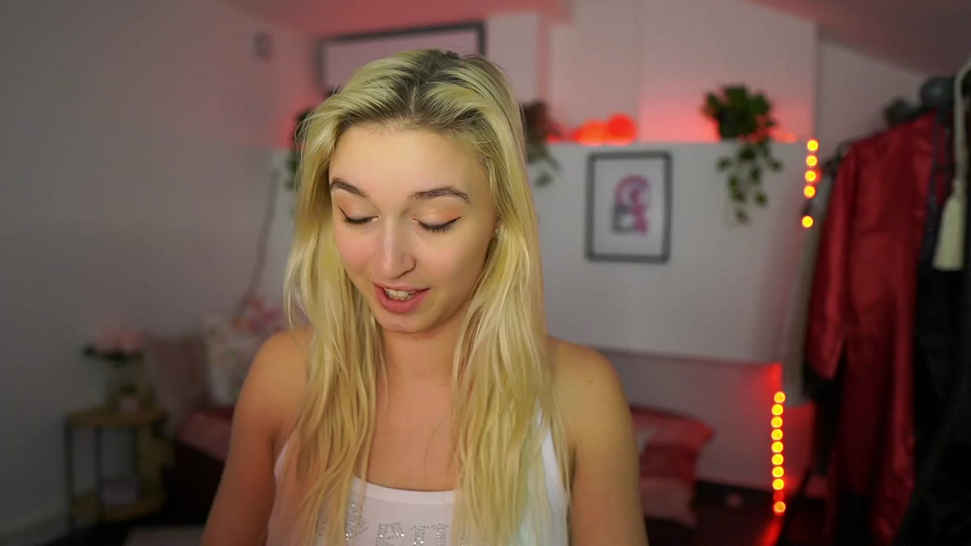 Gallery image thumbnail from Alexis__Texas's myfreecams stream on, 11/09/2024, 19:05 image 1 of 20
