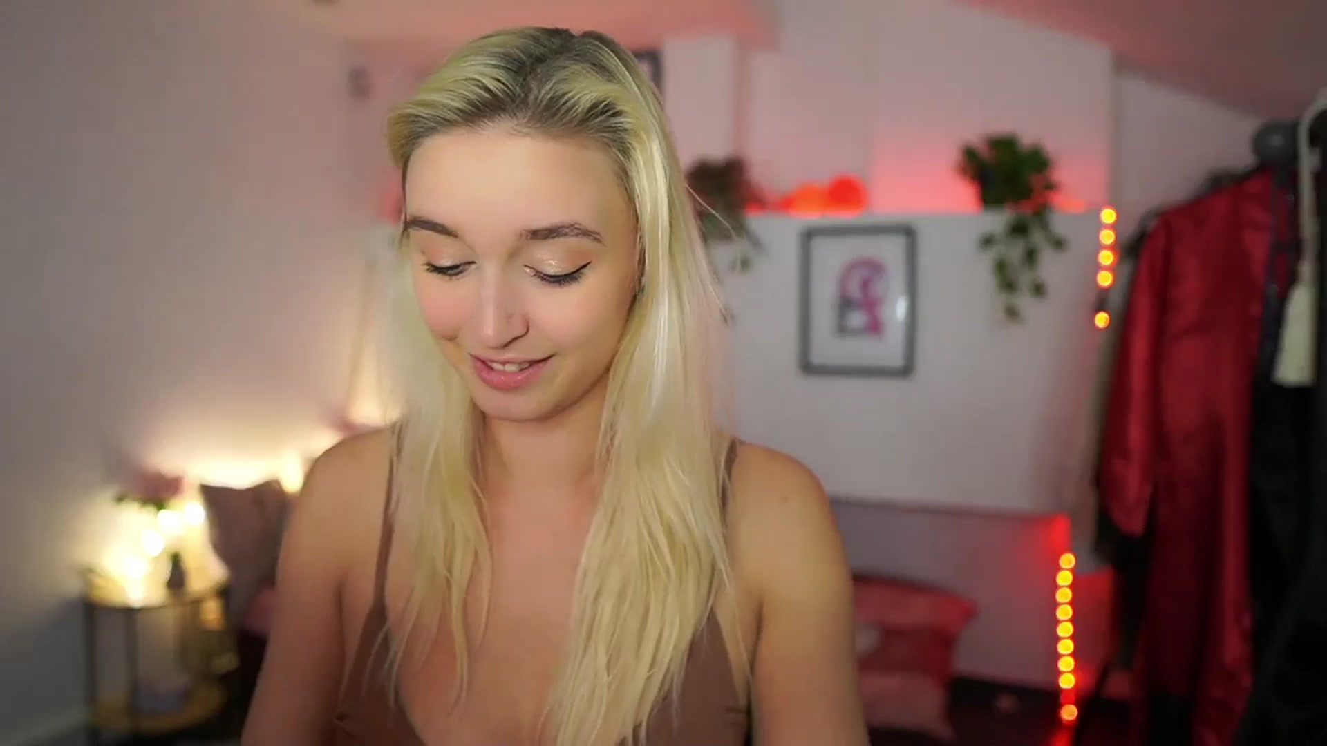 Gallery image thumbnail from Alexis__Texas's myfreecams stream on, 11/10/2024, 21:21 image 20 of 20