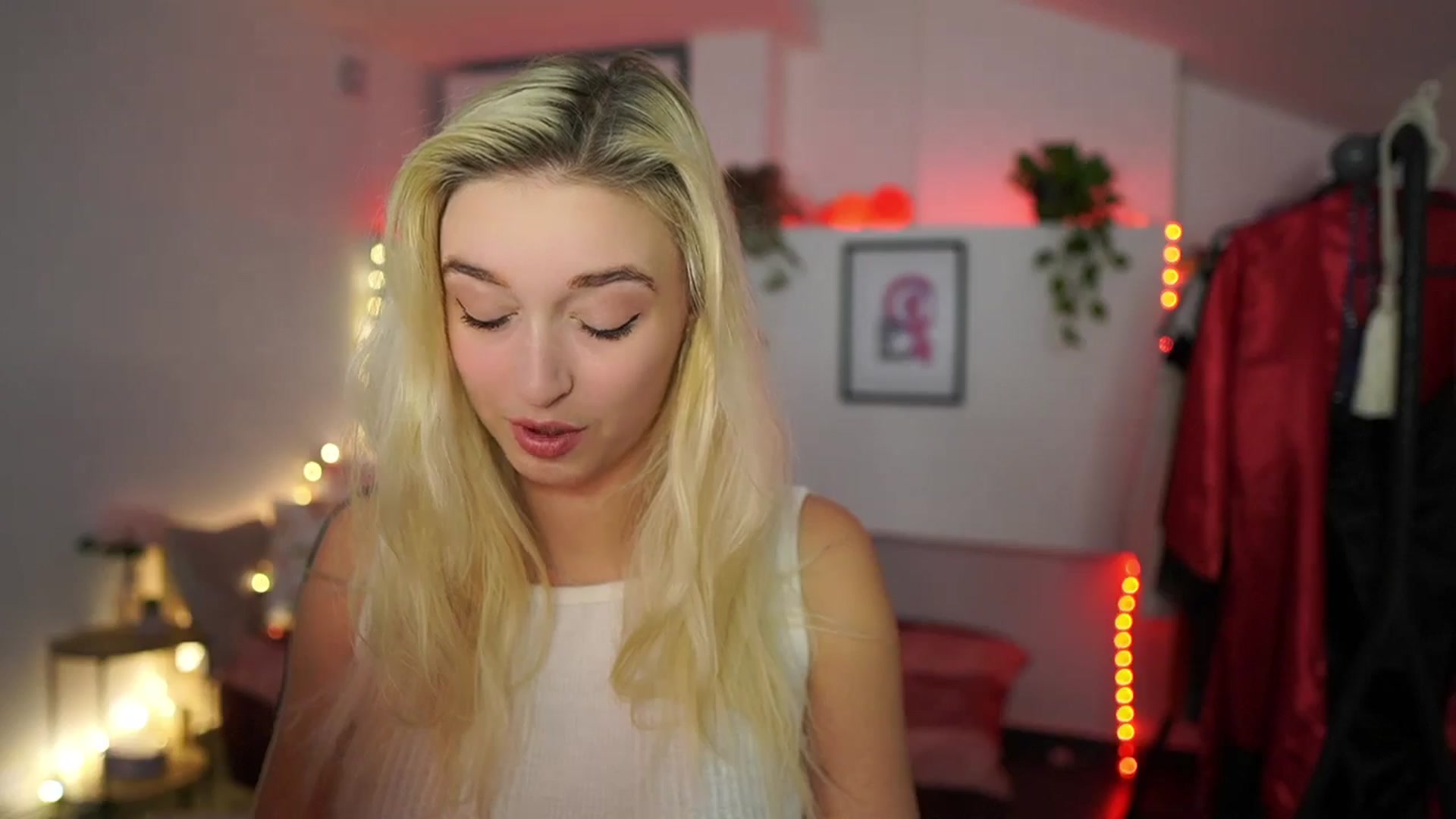 Gallery image thumbnail from Alexis__Texas's myfreecams stream on, 11/12/2024, 19:54 image 18 of 20