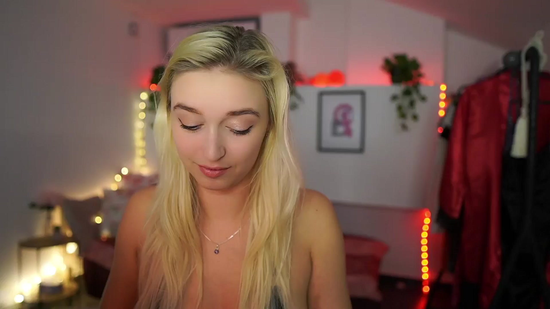 Gallery image thumbnail from Alexis__Texas's myfreecams stream on, 11/12/2024, 22:23 image 6 of 20