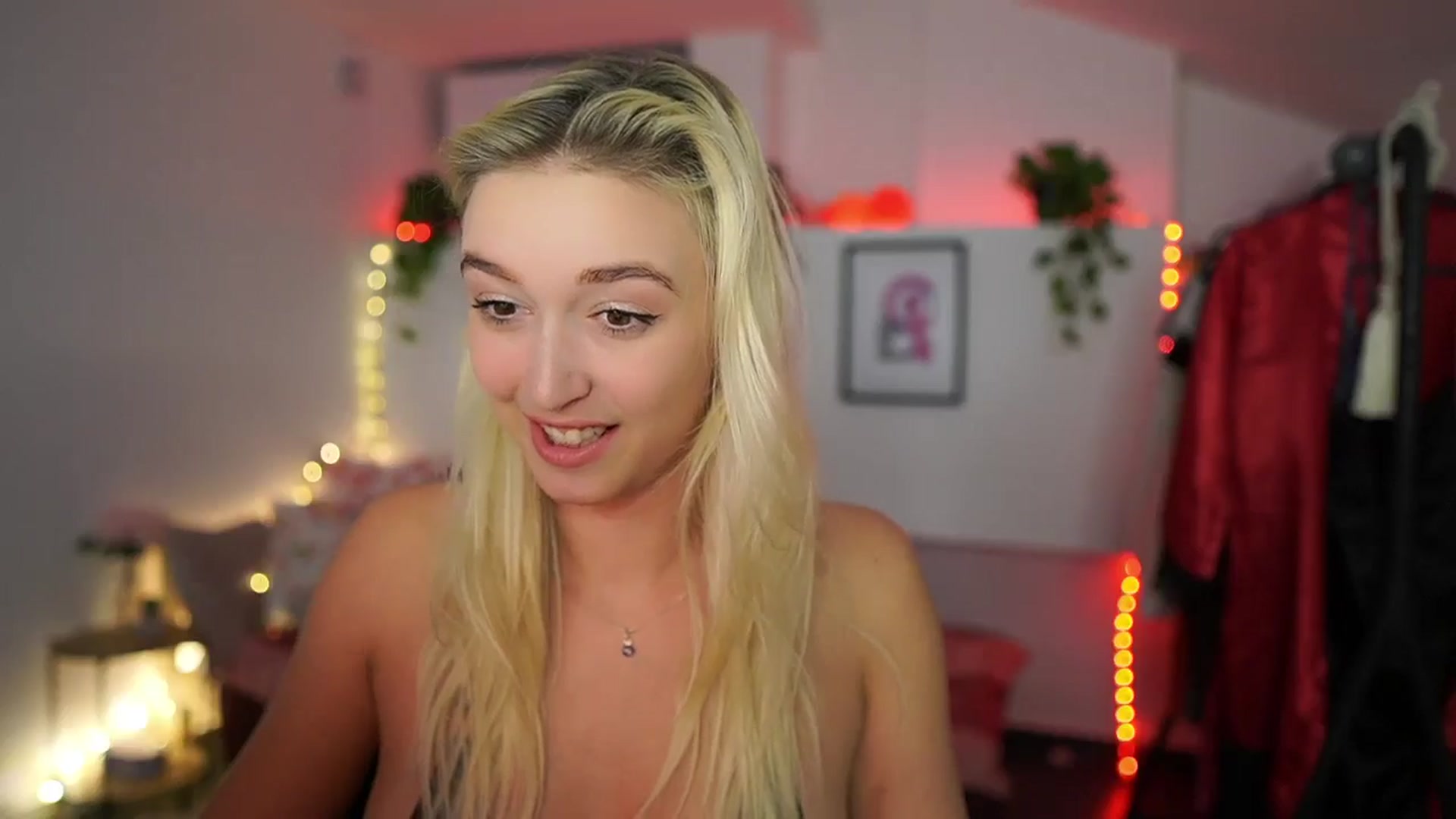 Gallery image thumbnail from Alexis__Texas's myfreecams stream on, 11/12/2024, 23:36 image 10 of 20