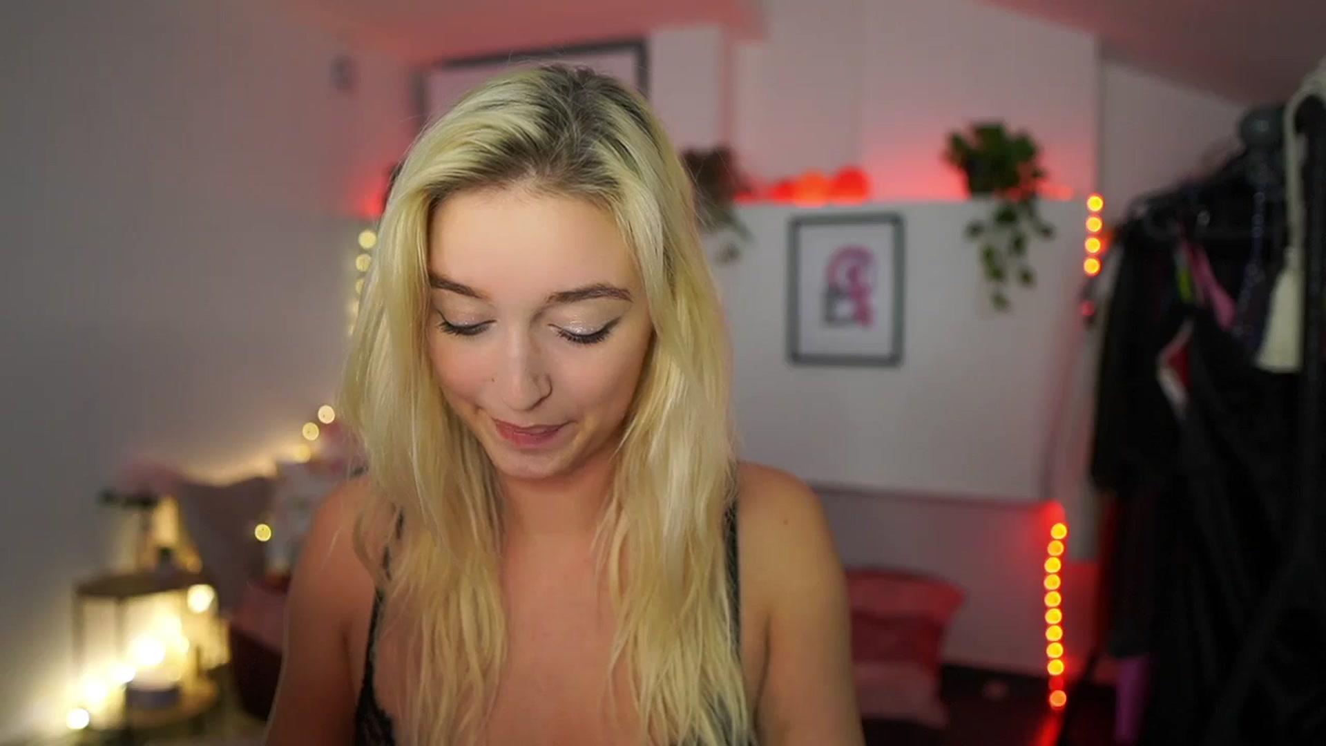 Gallery image thumbnail from Alexis__Texas's myfreecams stream on, 11/15/2024, 24:01 image 11 of 20